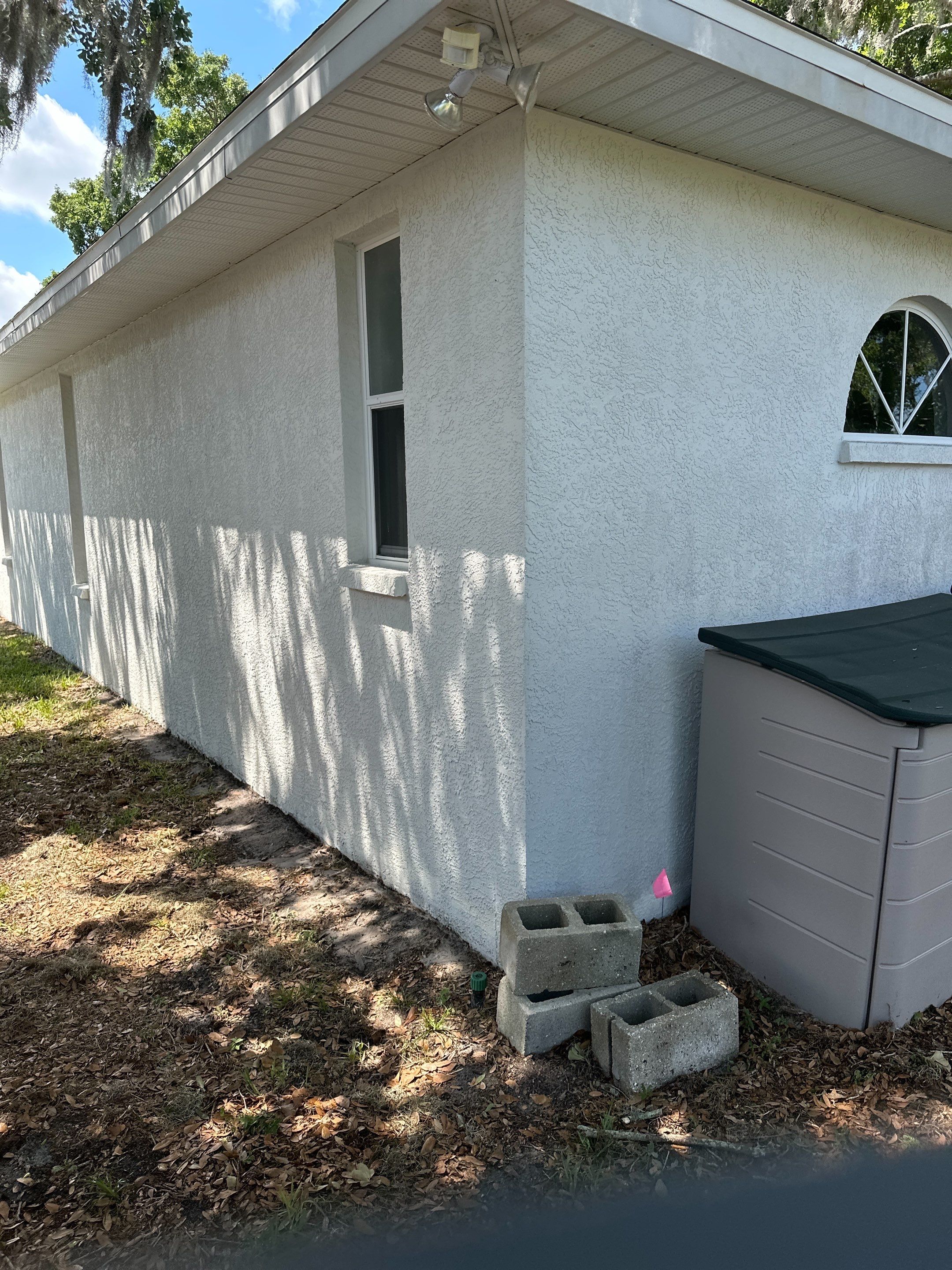 1-Story House Wash, Driveway, Patio/Lanai & Screen Enclosure Cleaning in Oakley Community, Ellenton, FL | Sunshine AquaWash by Sunshine AquaWash