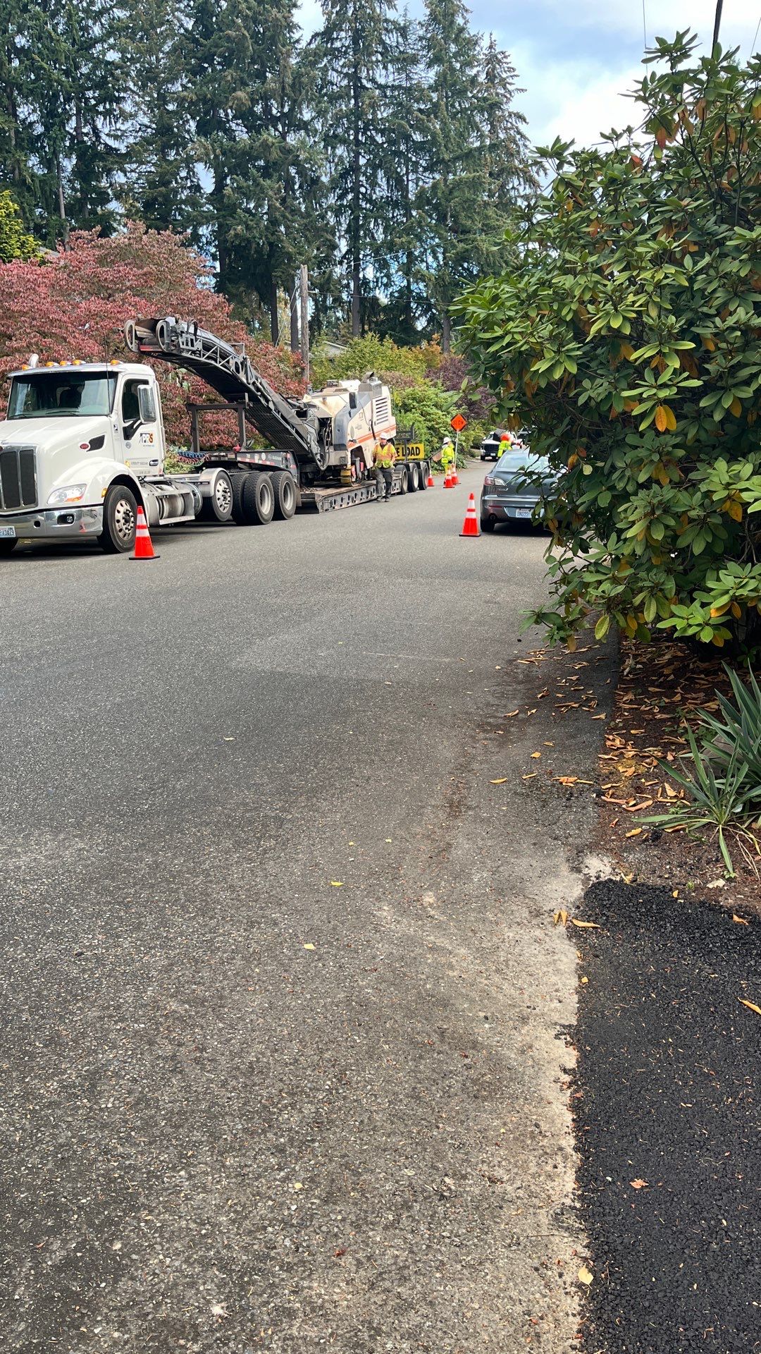 Concrete Curbing & Asphalt Patch Repair | Bellevue  by Jireh Asphalt & Concrete Inc 