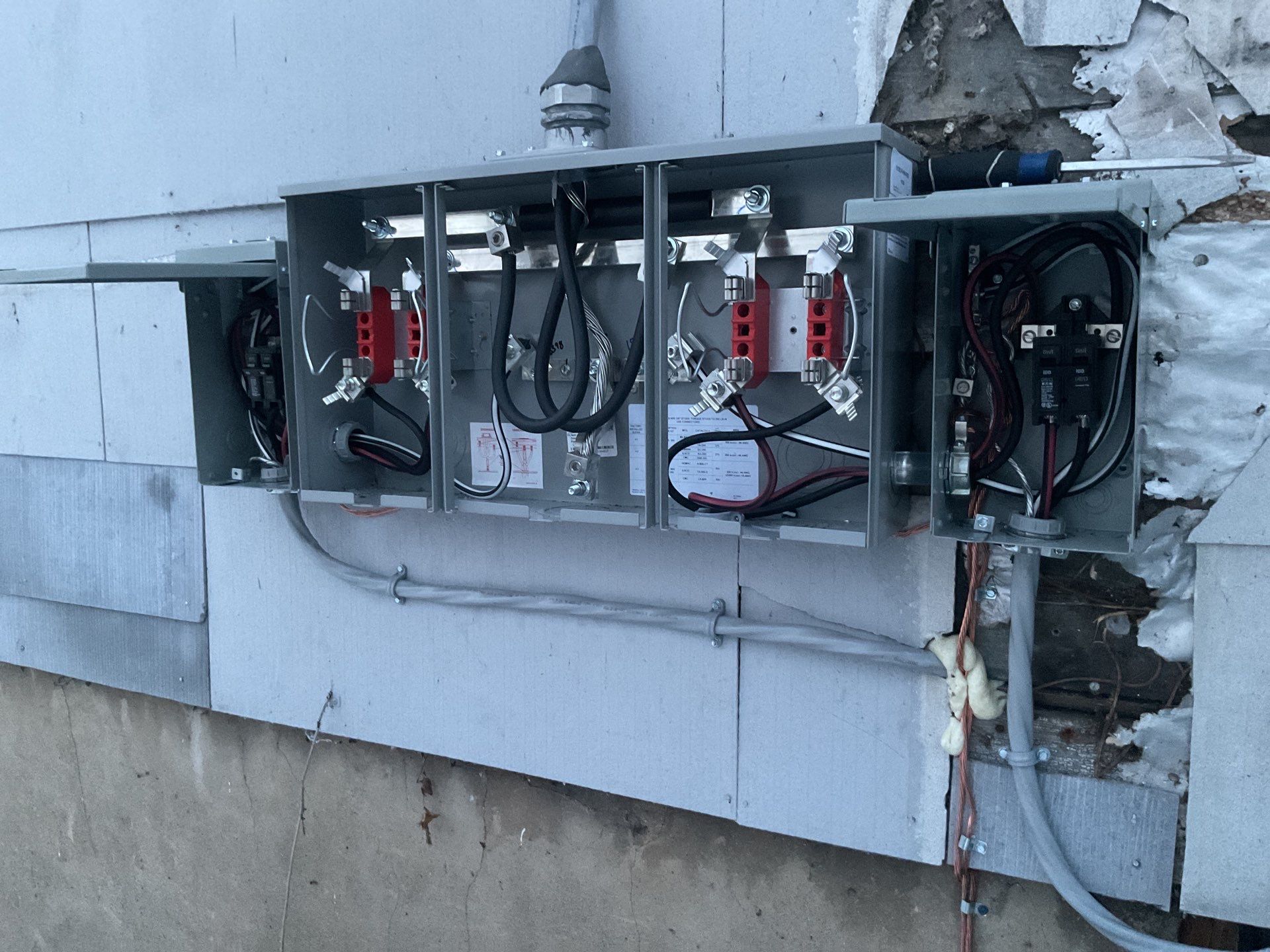 200A Overhead Service Upgrade Completed by ZAM Electric