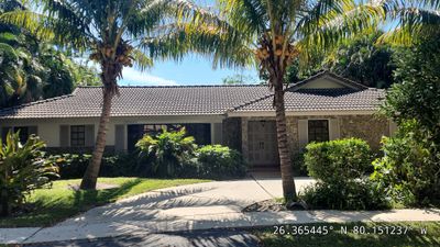 Free Roof Inspection in Boca Raton – Protect Your Home & Investment