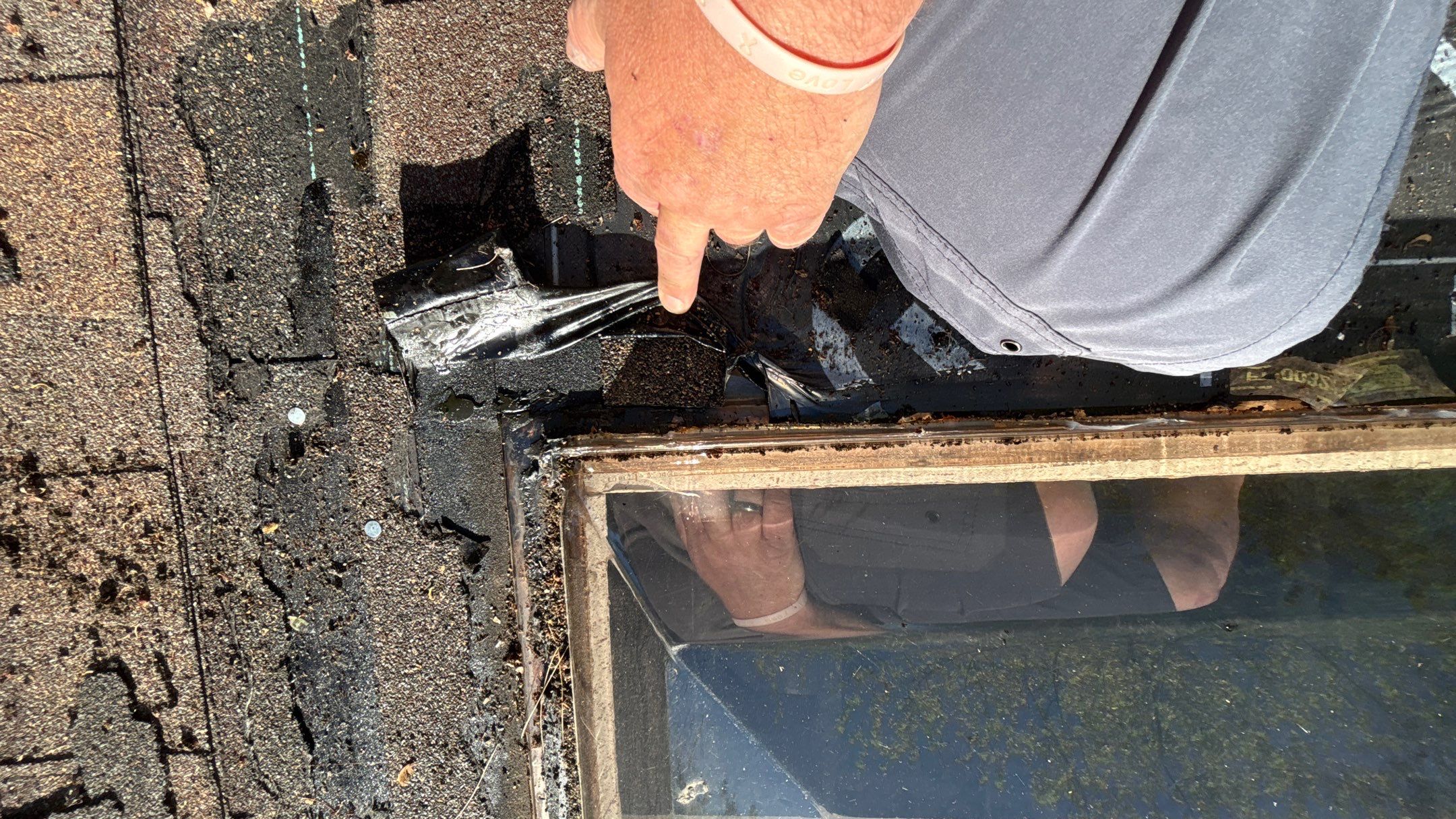 Roof Replacement using Owens Corning Brownwood by 180 Contractors