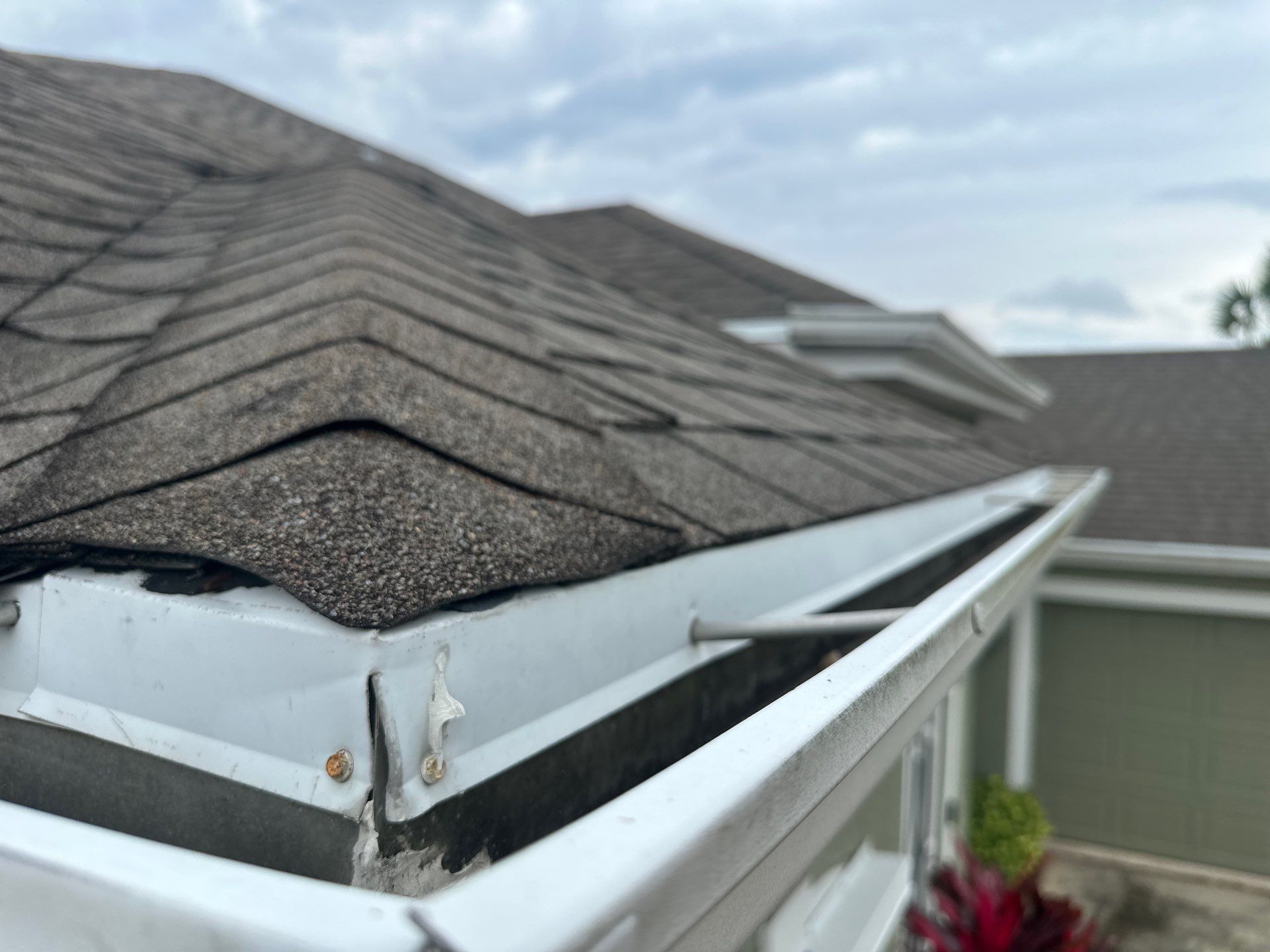 Champagne Standing Seam by Reimagine Roofing