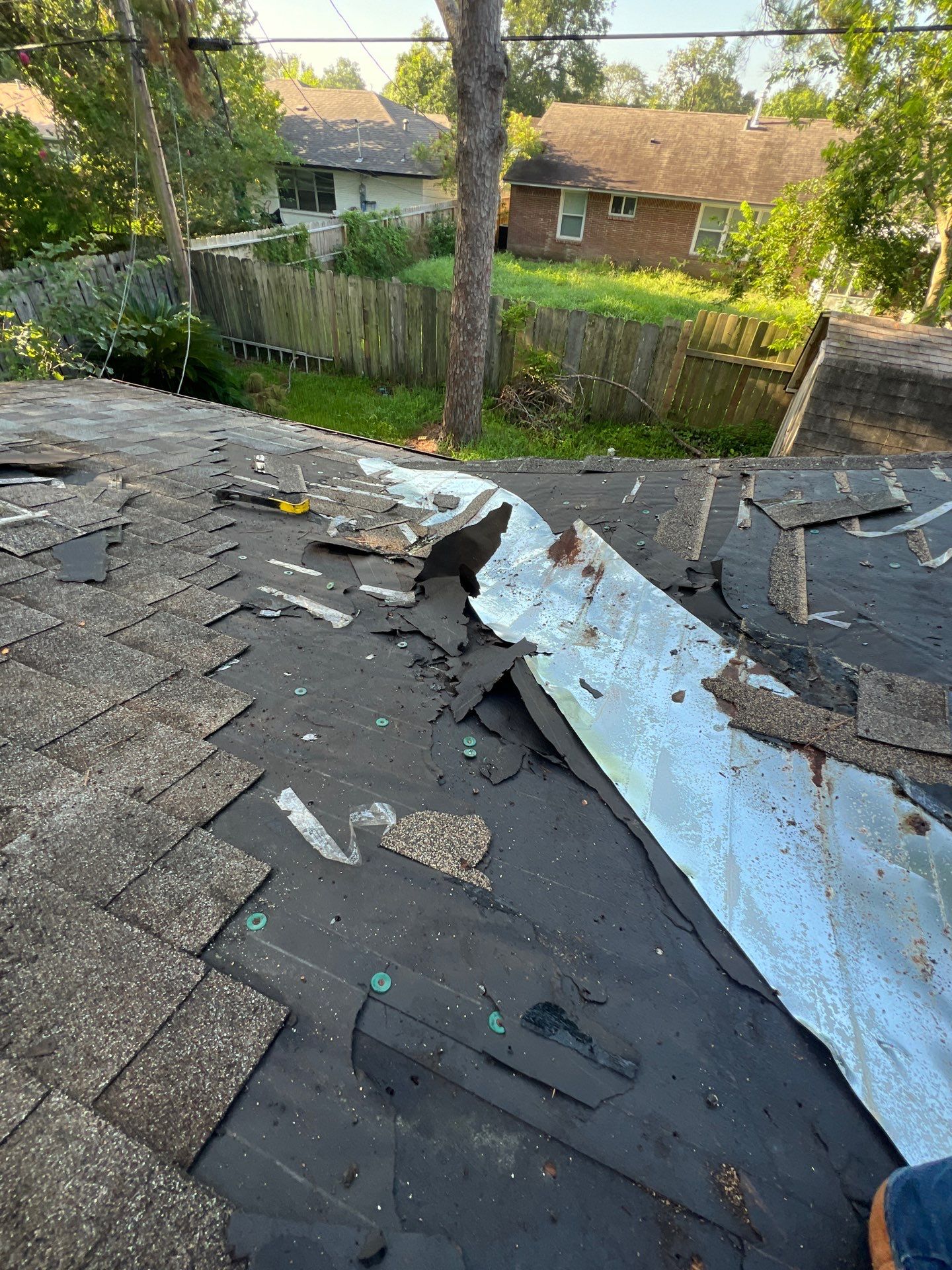 Residential Roofing Installation using Owen's Corning Duration (Lifetime) Shingles by Roof Repair Company