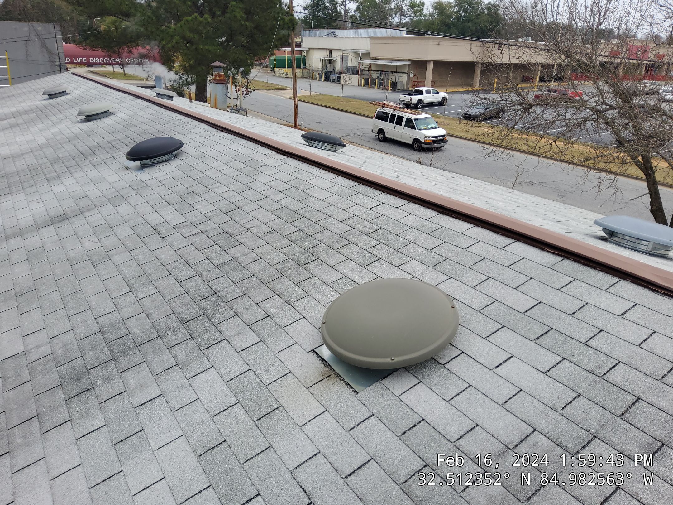 Master Clean Roof and Gutter Cleaning by iGreen Solutions