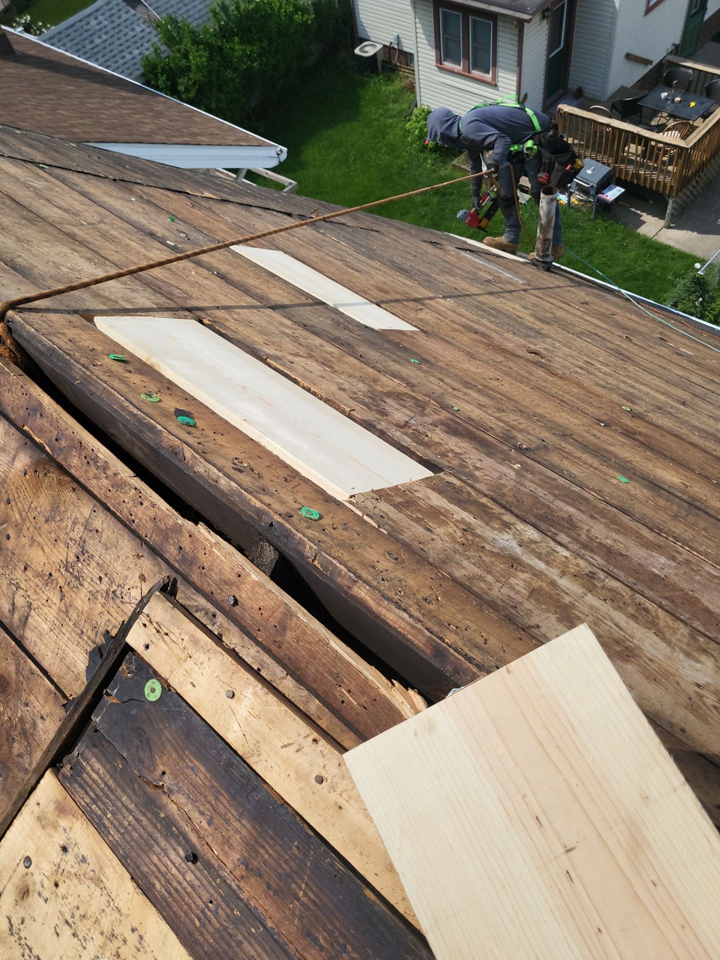 Atlas Pinnacle, Color, Sunset, Drip Edge, Color, Birch White by Eagle Eye Roofing