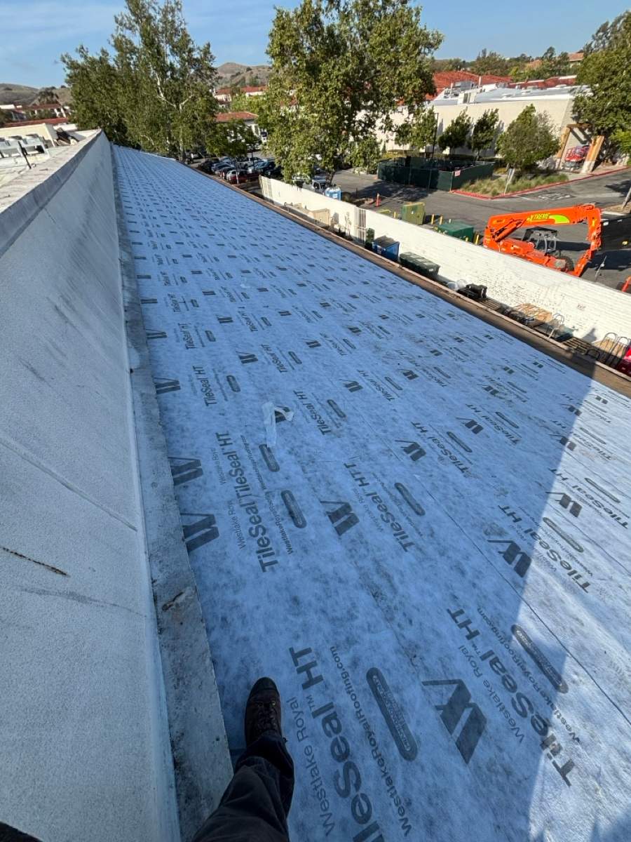 Regency Westlake Shopping Center  by Sanchez Single Ply Roofing