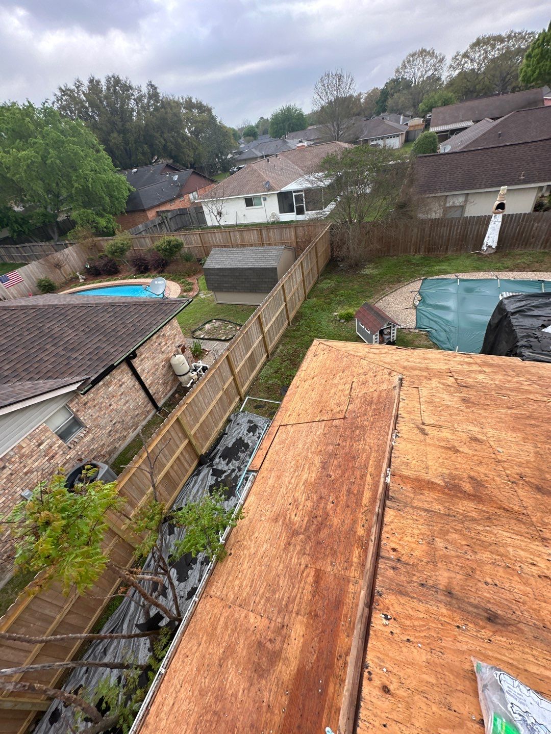 Residential Roofing Installation using Owen's Corning Duration (Lifetime) Shingles by Roof Repair Company