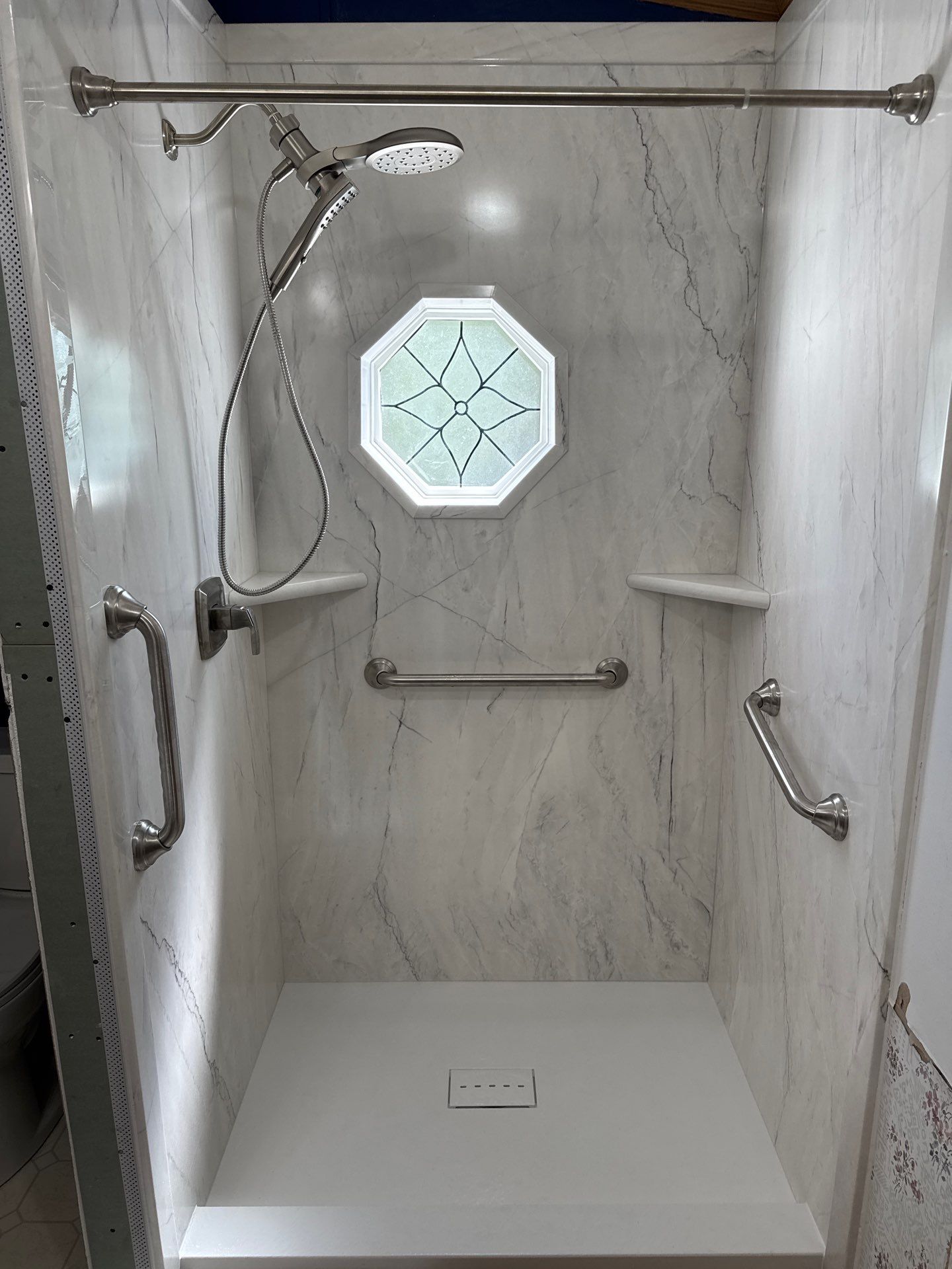 Gibson Project in Green Forest, AR by Twist & Spout
