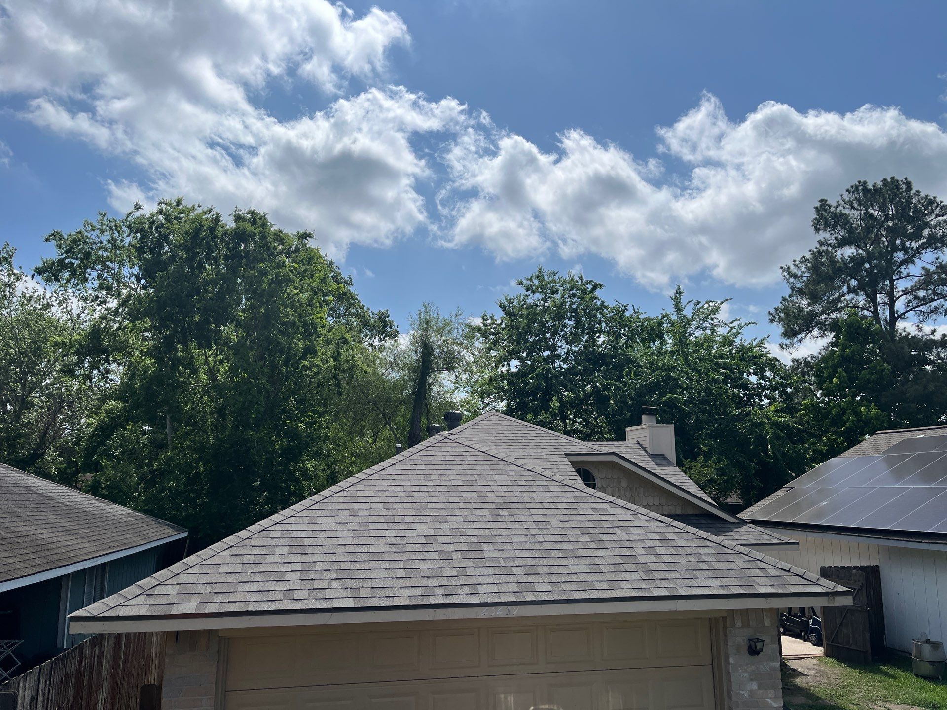 Residential Roofing Installation using Owen's Corning Duration (Lifetime) Shingles by Roof Repair Company
