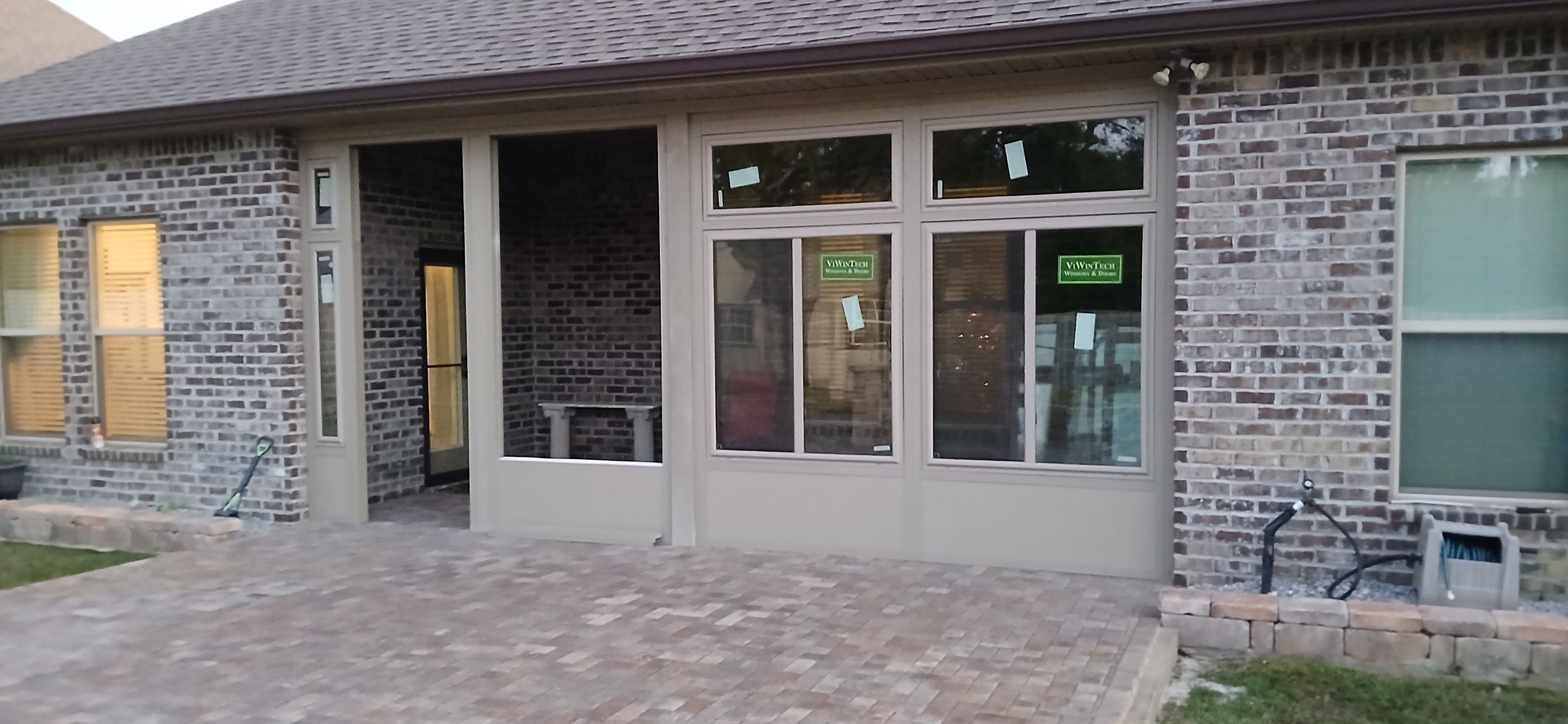 Glass Under in Gulf Breeze by Titan Sunrooms