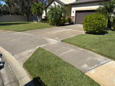 Concrete Driveway, Sidewalk, and Entryway Cleaning in Raven Crest, Bradenton, FL