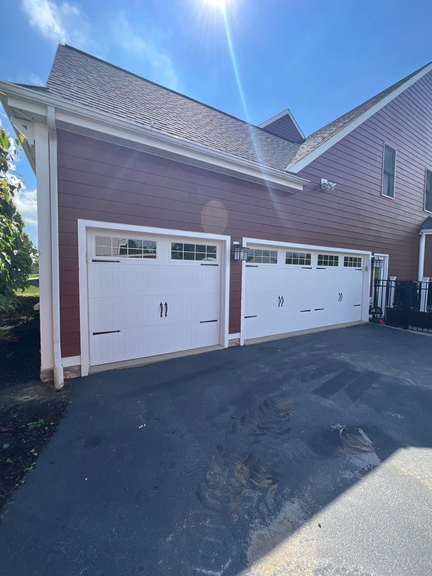 Countrylane Red James Hardie Siding Replacement in Franklin Park by Knockout Home Solutions