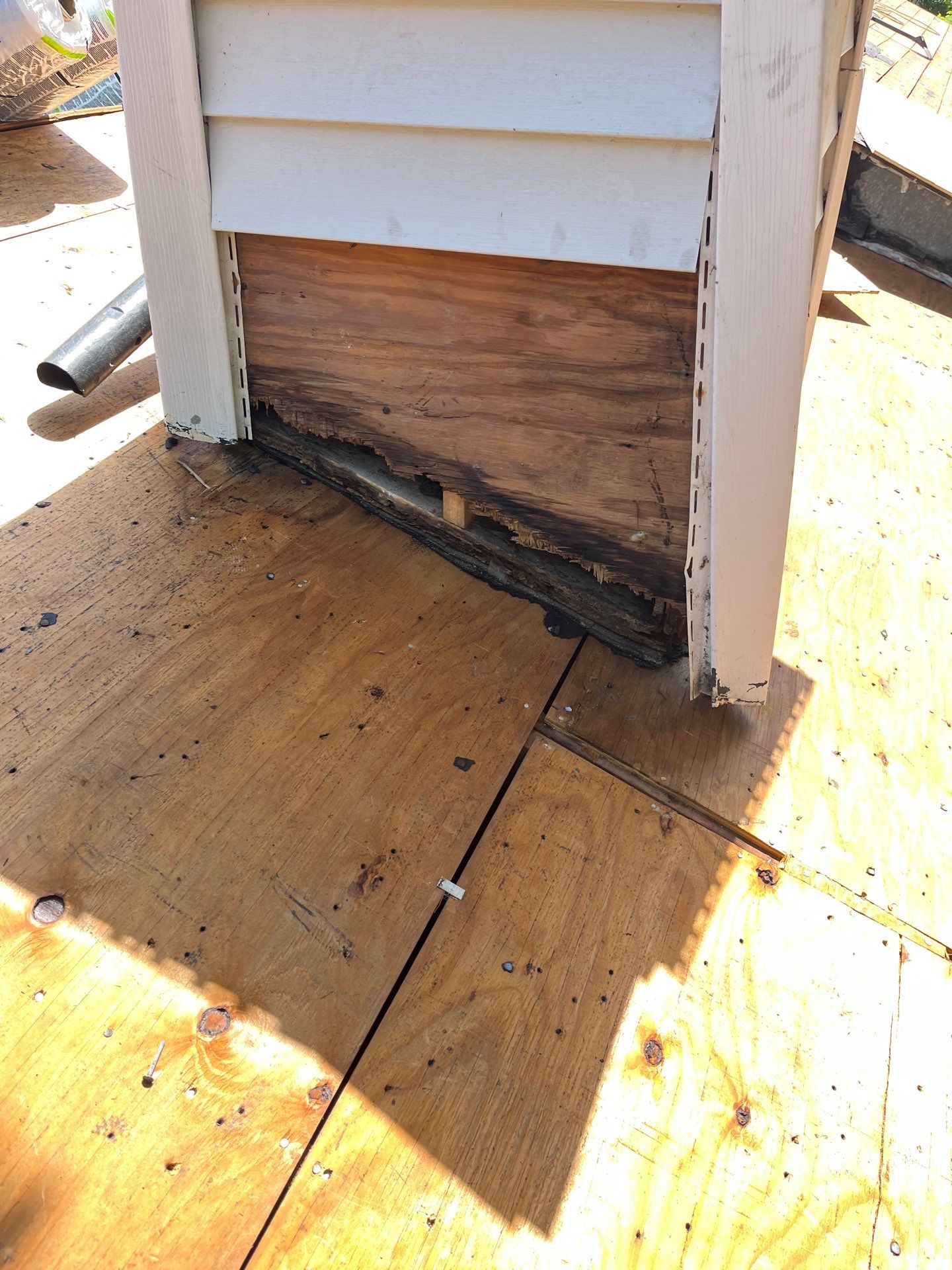 Project in St. Petersburg 33714 by Mitchell Roofing Company LLC 