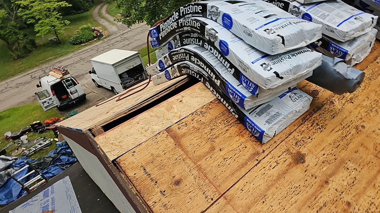 ATLAS PINNACLE HP W/SCOTCHGARD COLOR: SUMMER STORM  by Eagle Eye Roofing