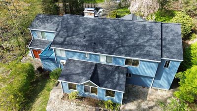 Owens Corning Duration: Onyx Black in Stamford, Connecticut