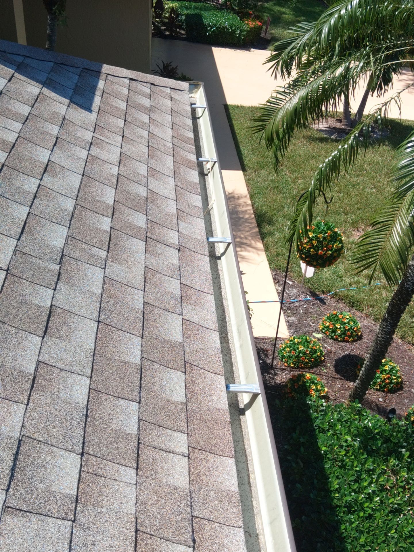 Aluminum Seamless Gutters Installation in Fort Myers FL by Gutter Professors
