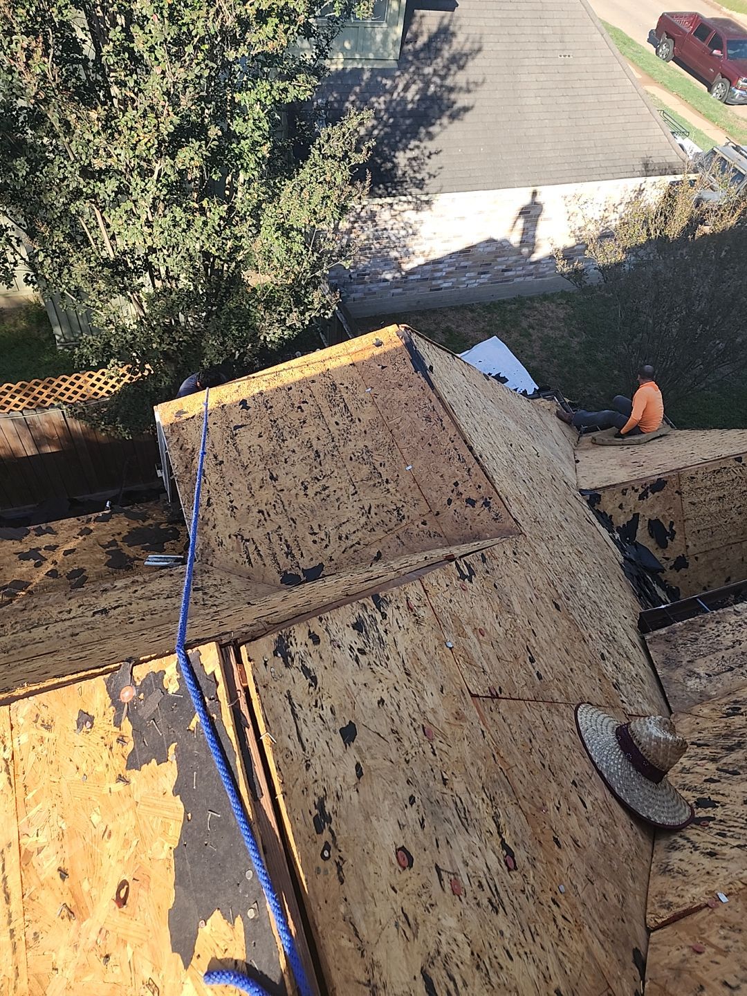 Residential Roofing Installation using Owen's Corning Duration (Lifetime) Shingles by Roof Repair Company