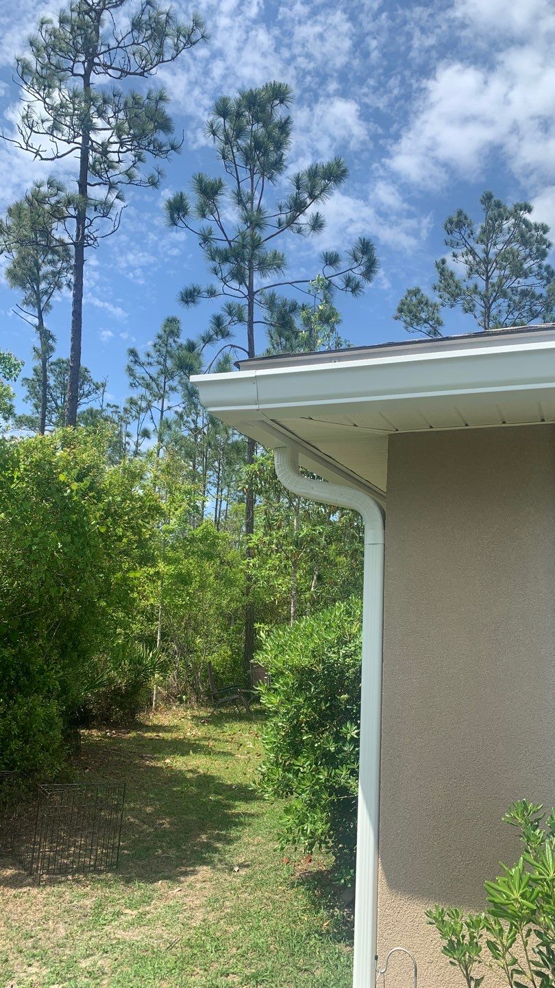 Seamless Aluminum Gutter Installation Using K-Style Seamless Gutters by Gutter Professors