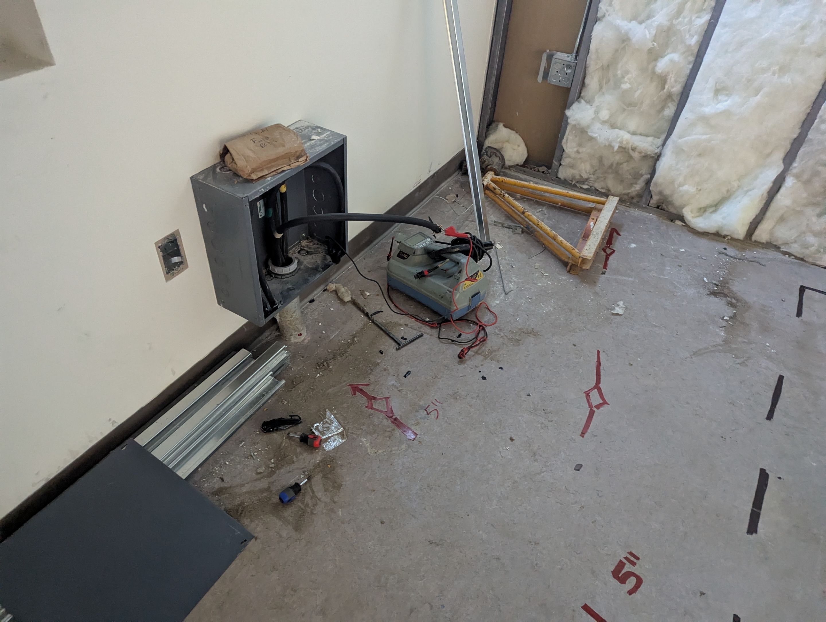 Concrete Scanning using Concrete GPR Scanner by Alsip Locating Service, LLC