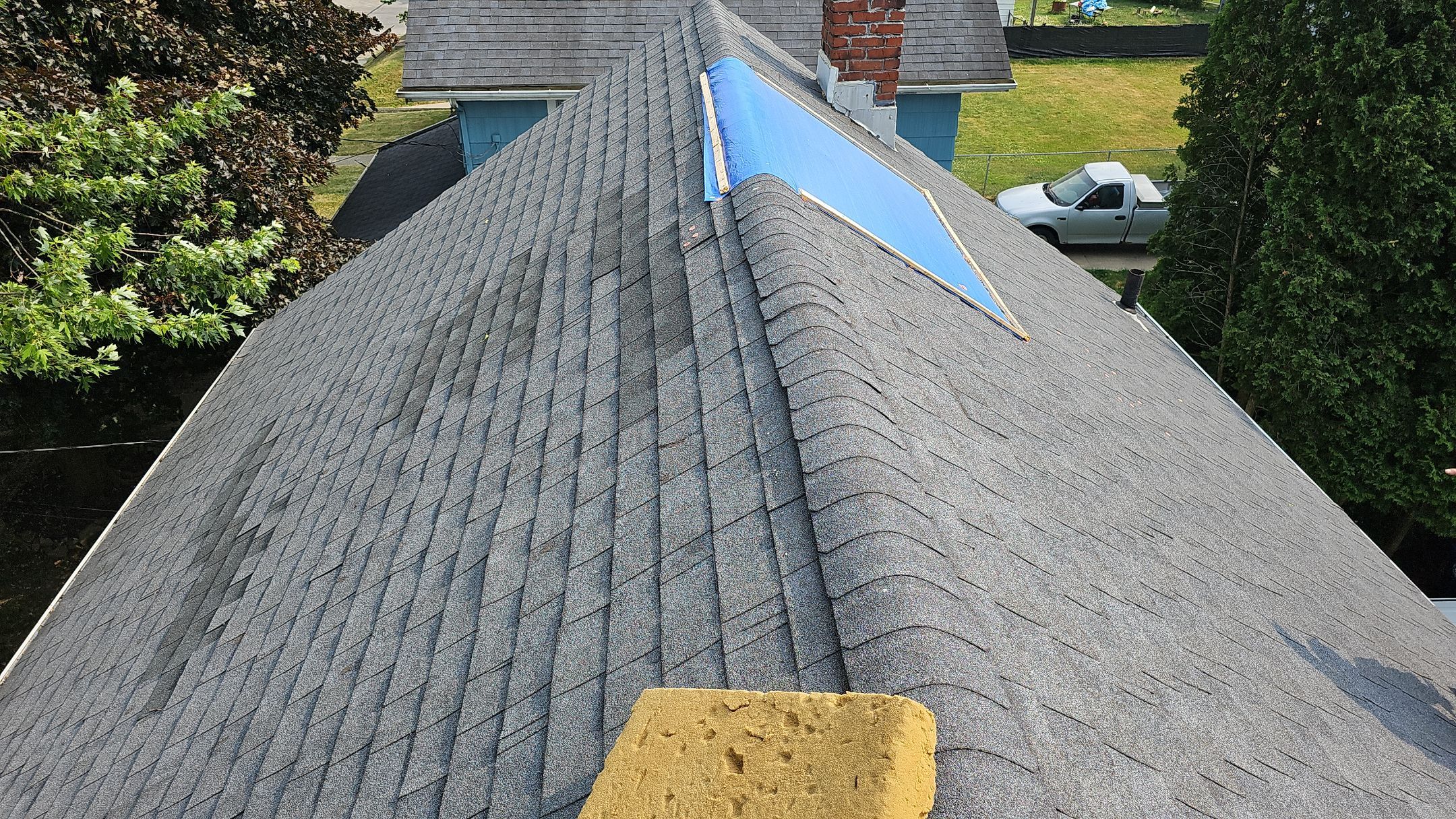 ATLAS PINNACLE COLOR: BLACK SHADOW by Eagle Eye Roofing