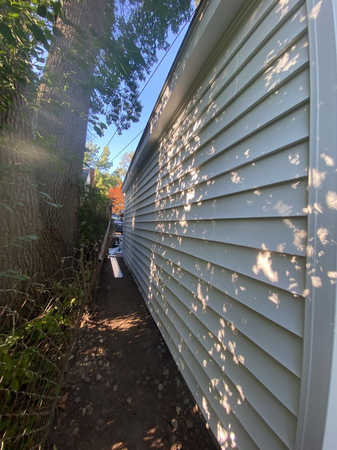 Siding Replacement using CertainTeed Restoration Classic D5 by 180 Contractors