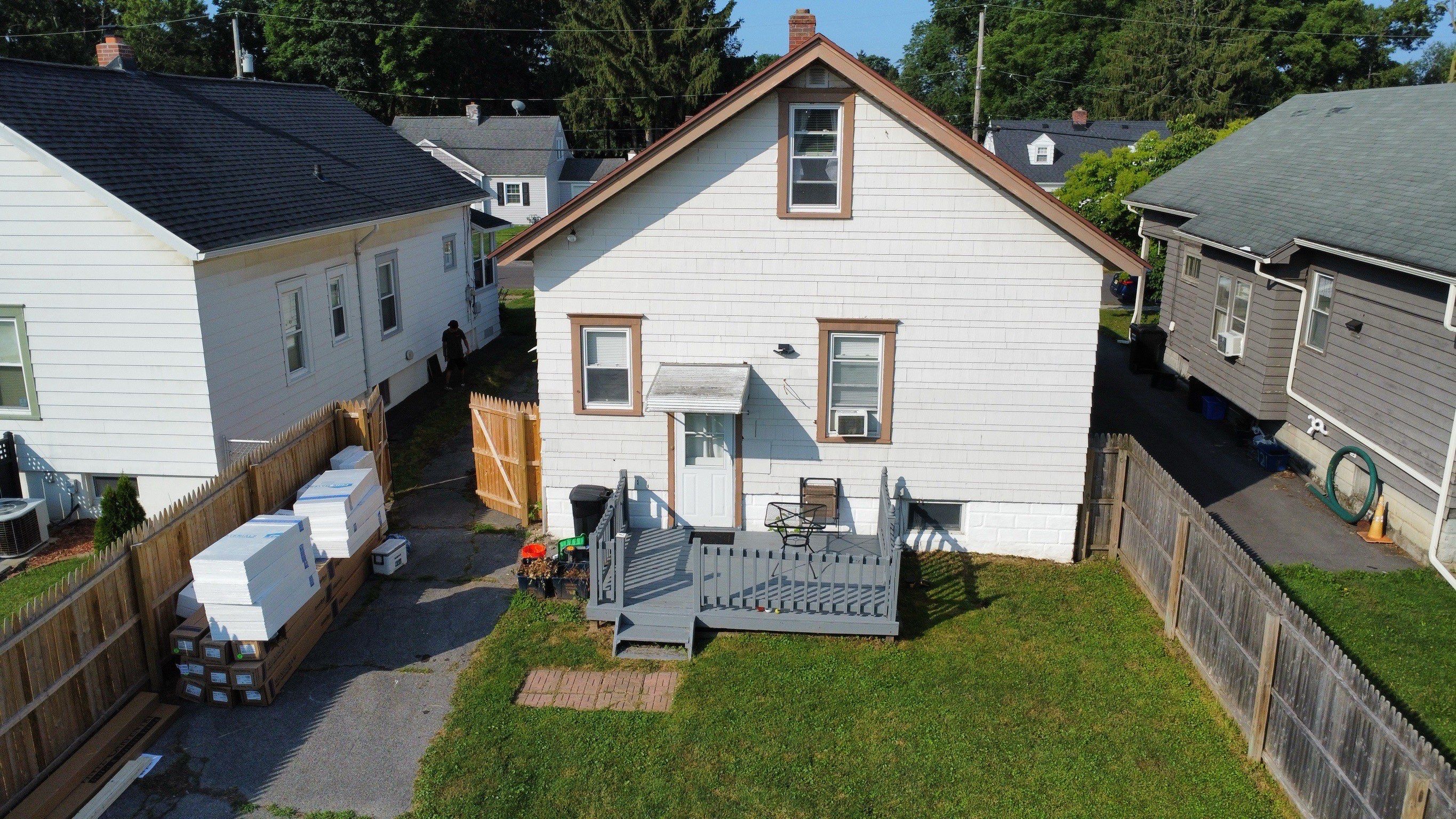 π‘ Siding Replacement Completed in Syracuse, NY π¨ by Alpha Omega Roofing LLC