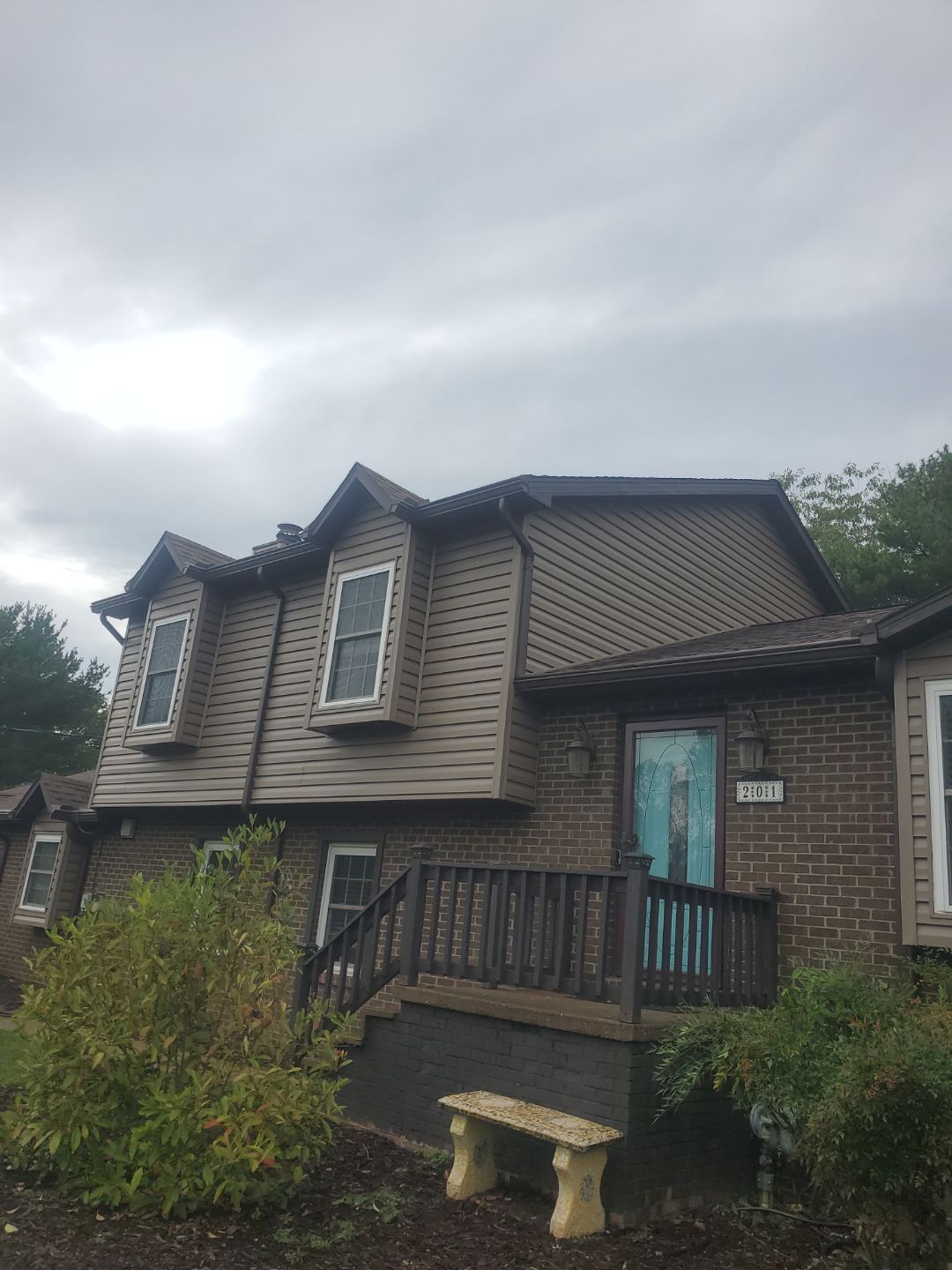 Siding Installation using Vinyl Siding by Rainstoppers Roofing