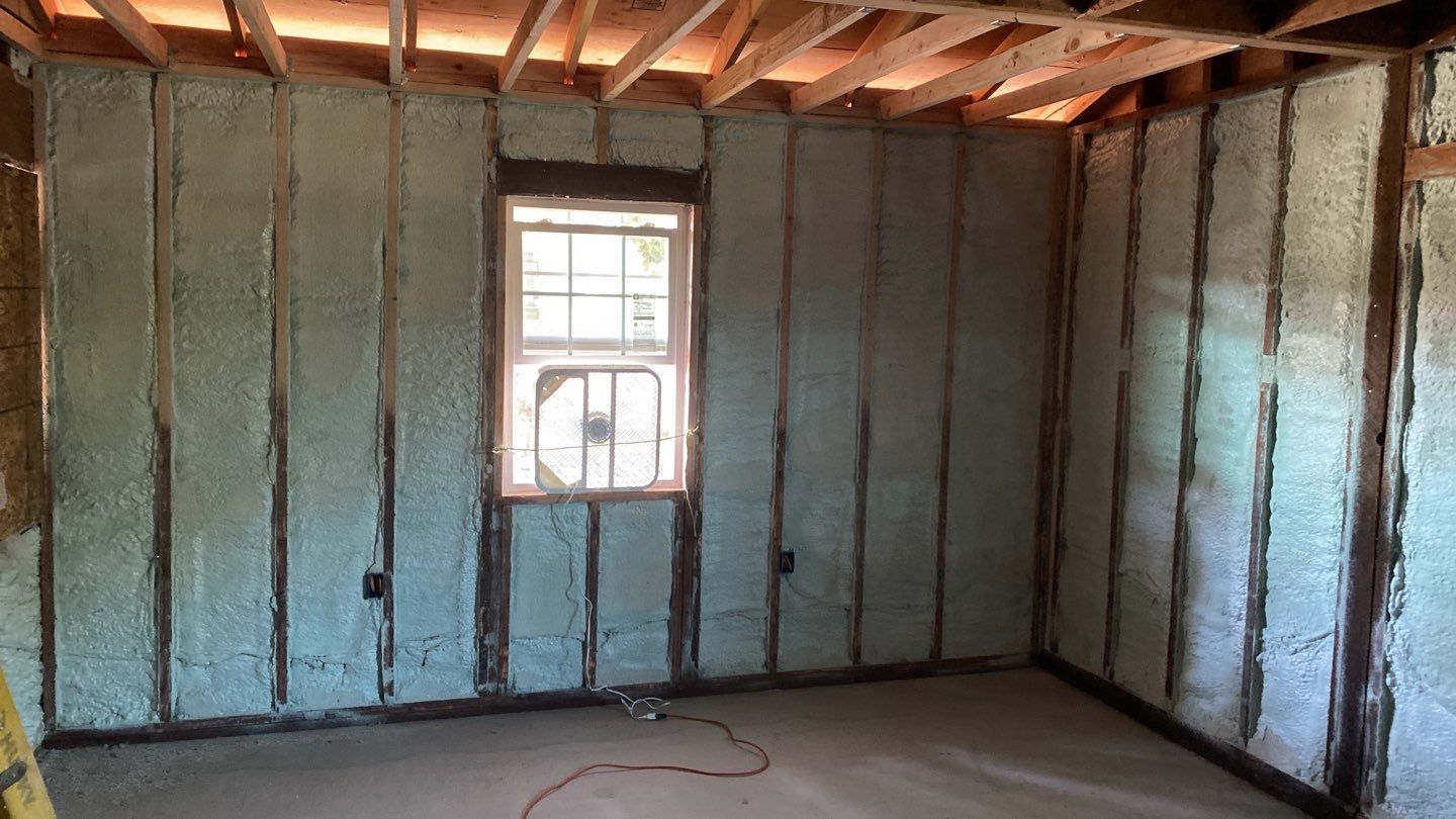 Spray Foam Insulation on small room by Straight Edge Roofing Inc