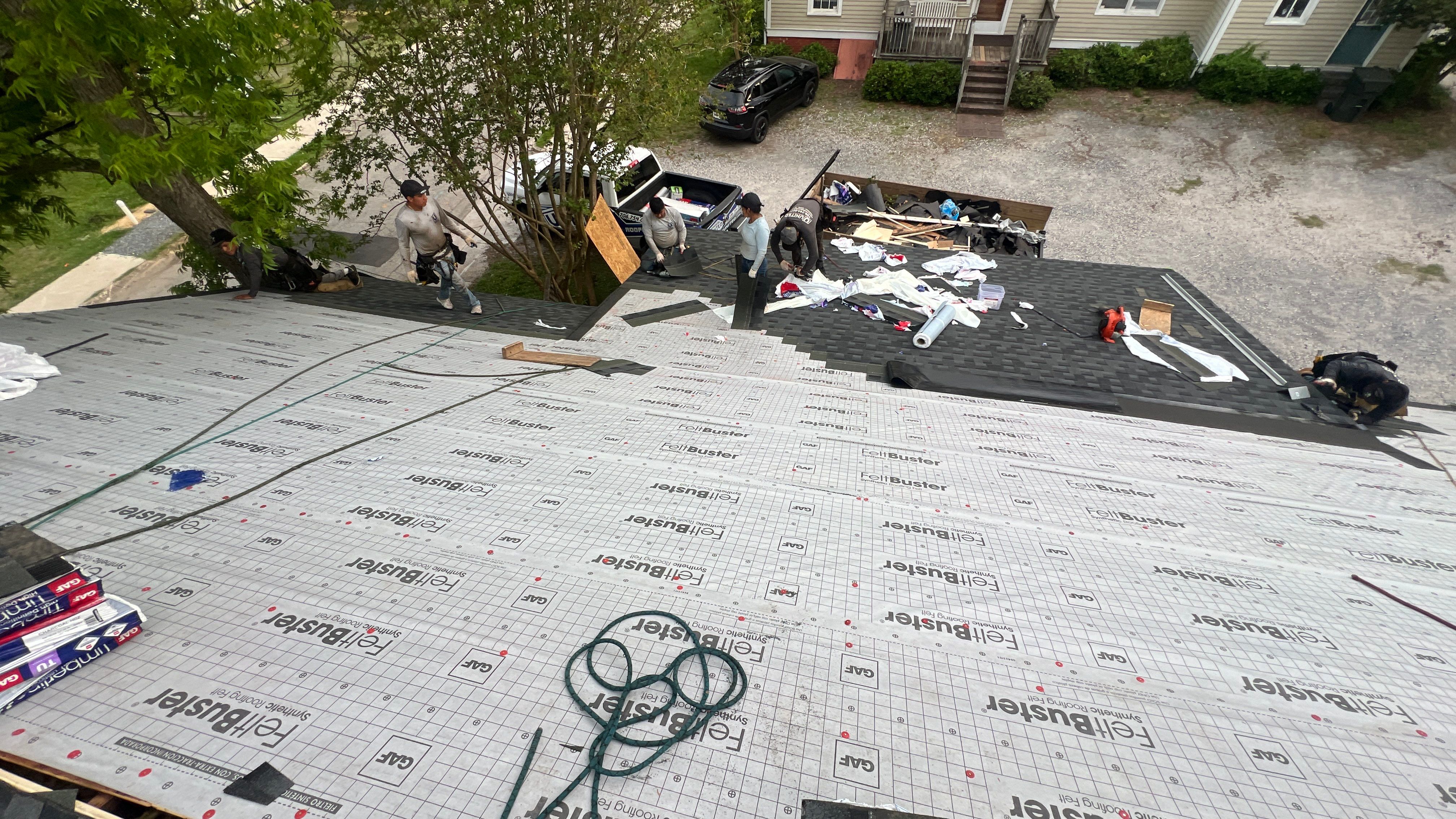 Morabit Office Building by United Contracting and Roofing