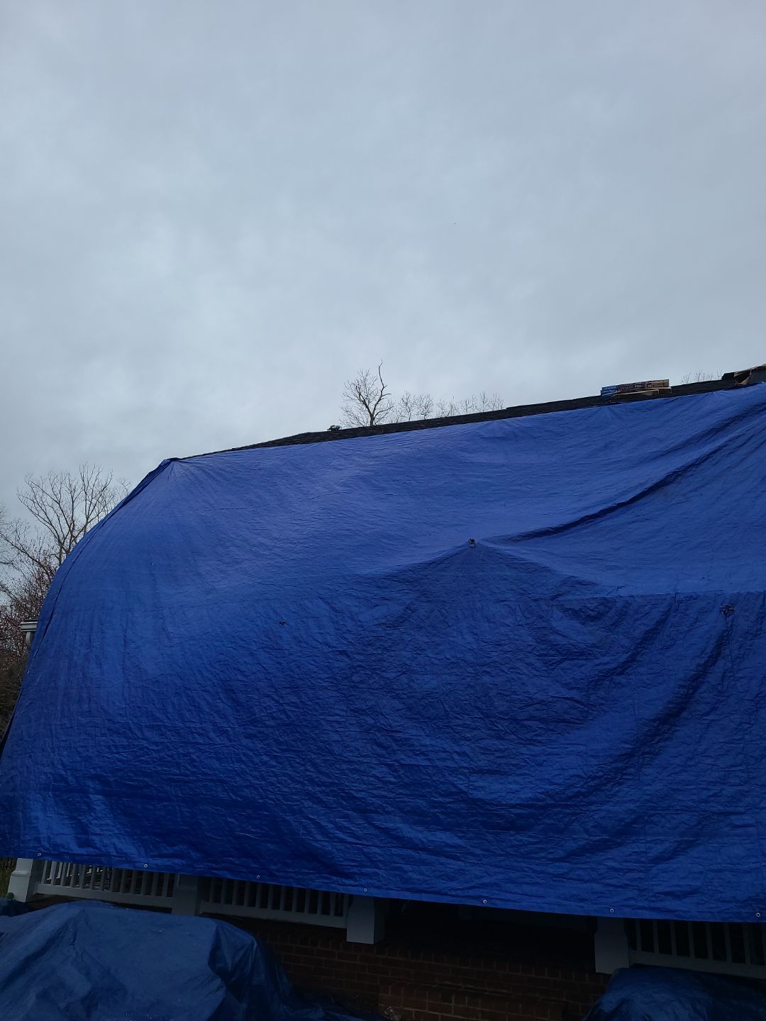 Manassas Landmark Pro Roof in Max Def Charcoal Black by RM Banning, Inc.