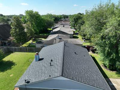Residential Roofing Installation using Owen's Corning Duration