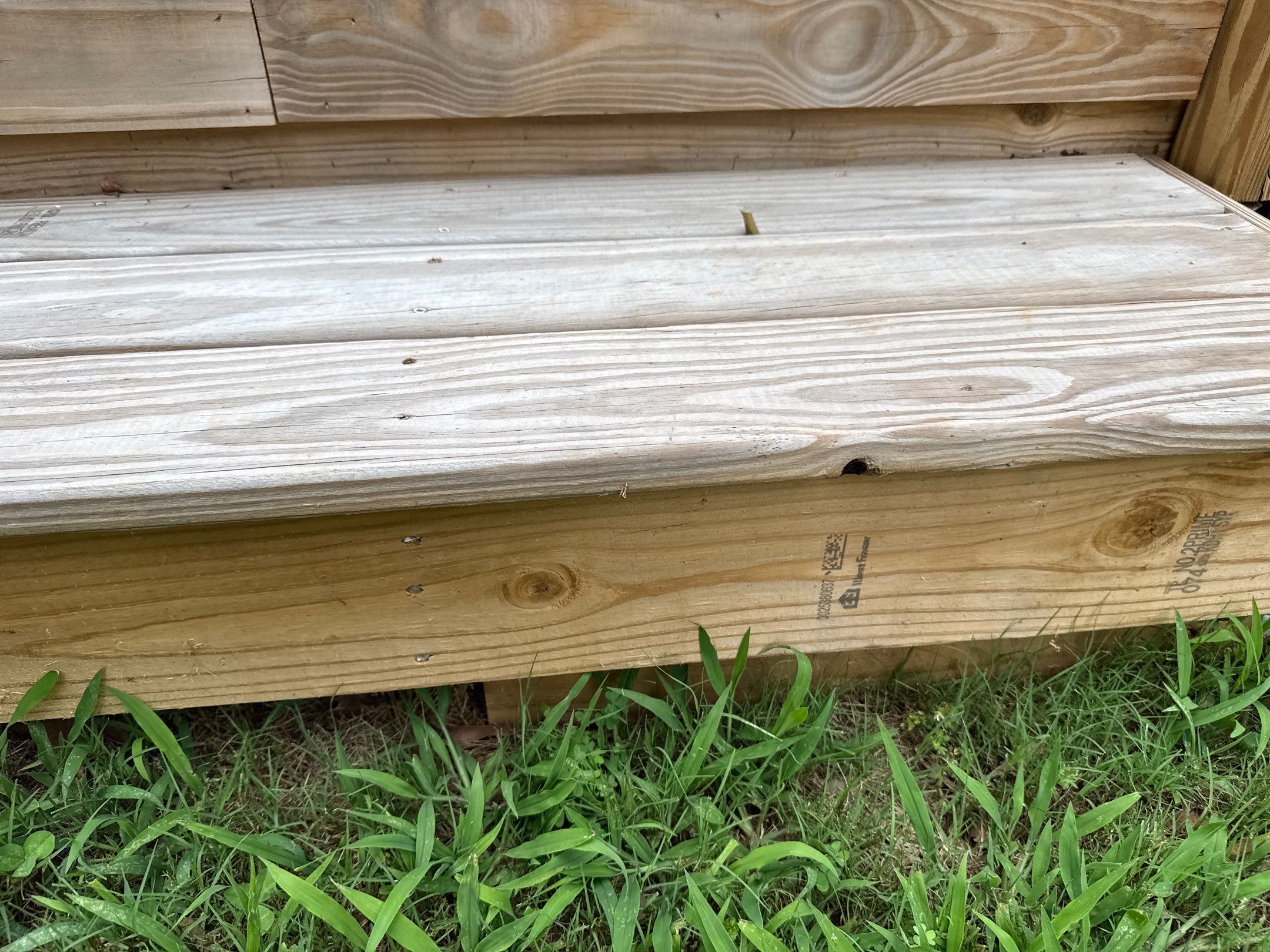 Wood Deck using Wood Sealant by DuraSeal