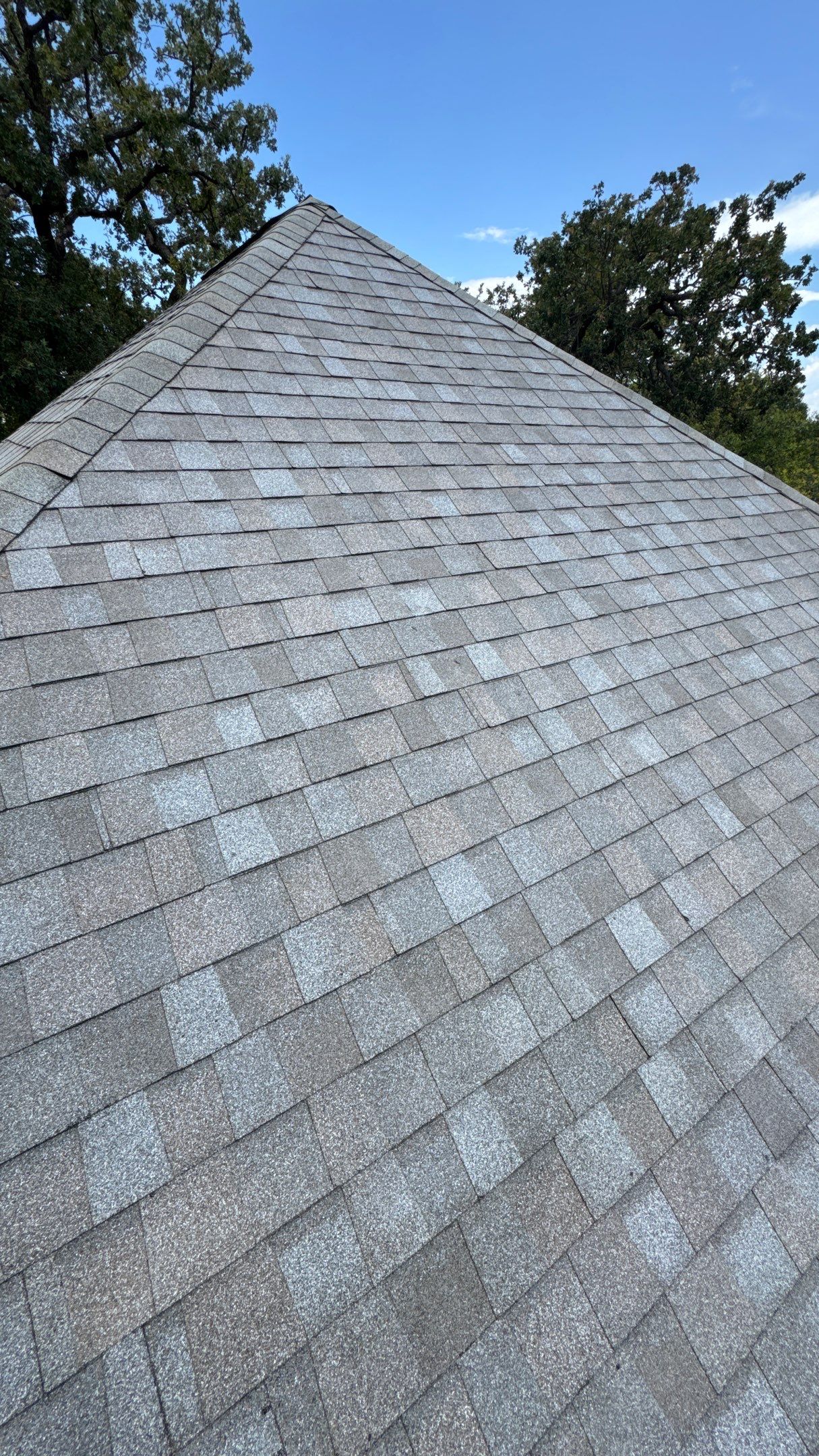 Residential Roofing Installation using ATLAS Signature Select Roof System by Harvey Roofing & Construction