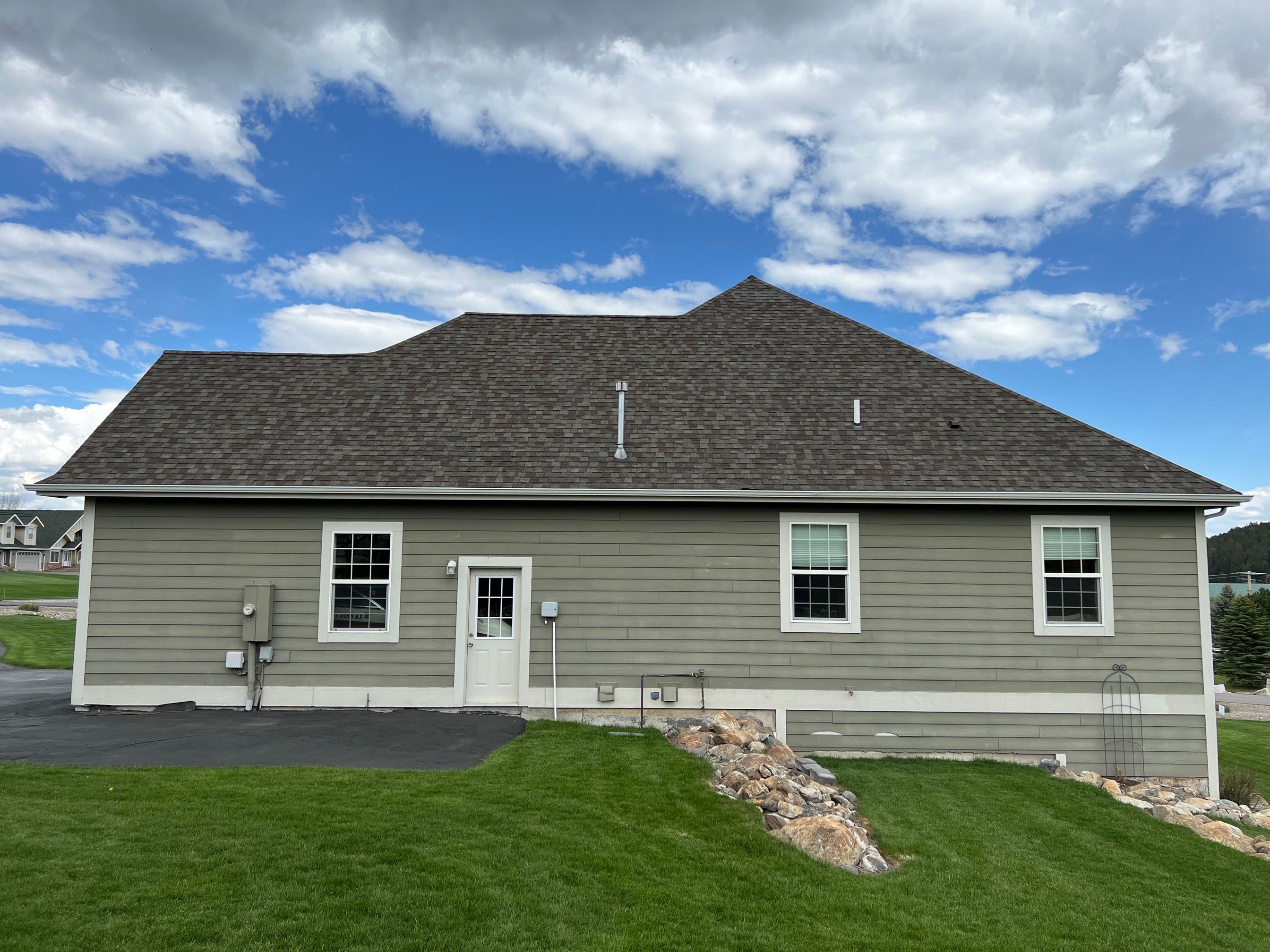 GAF Timberline HDZ - Weathered Wood by Montana Roofing Solutions