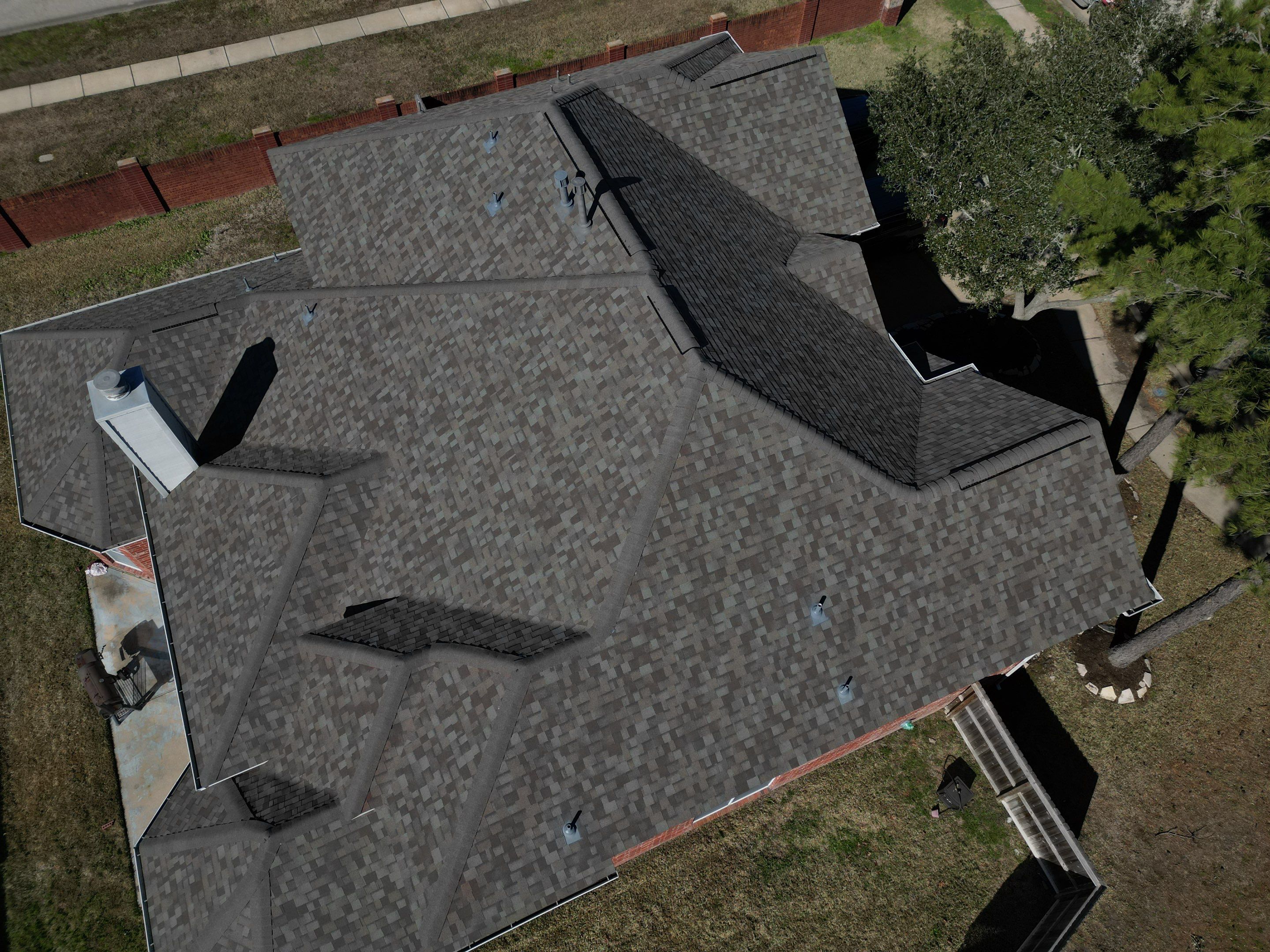 OC Duration Driftwood by HHH Roofing & Construction