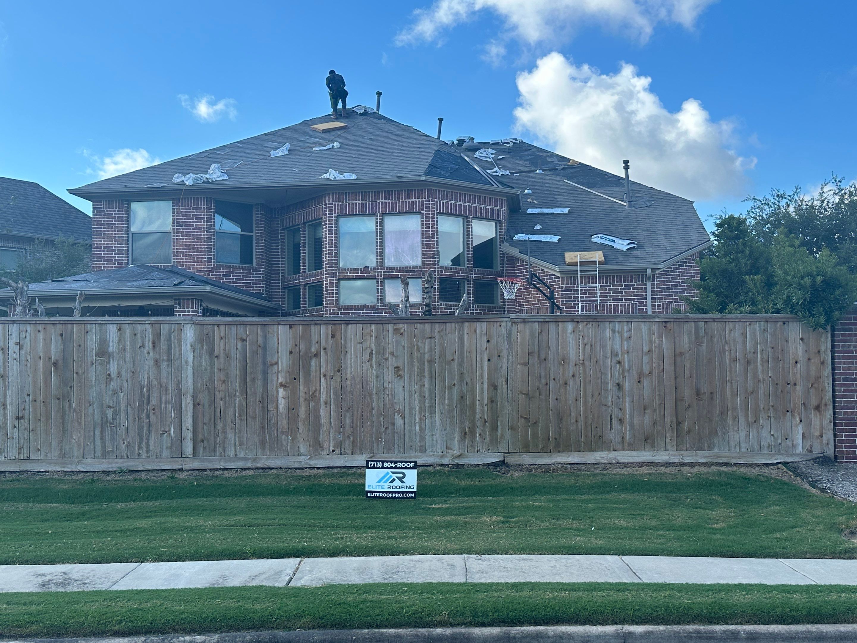 IKO Cambridge - Weathered Wood by Elite Roofing LLC