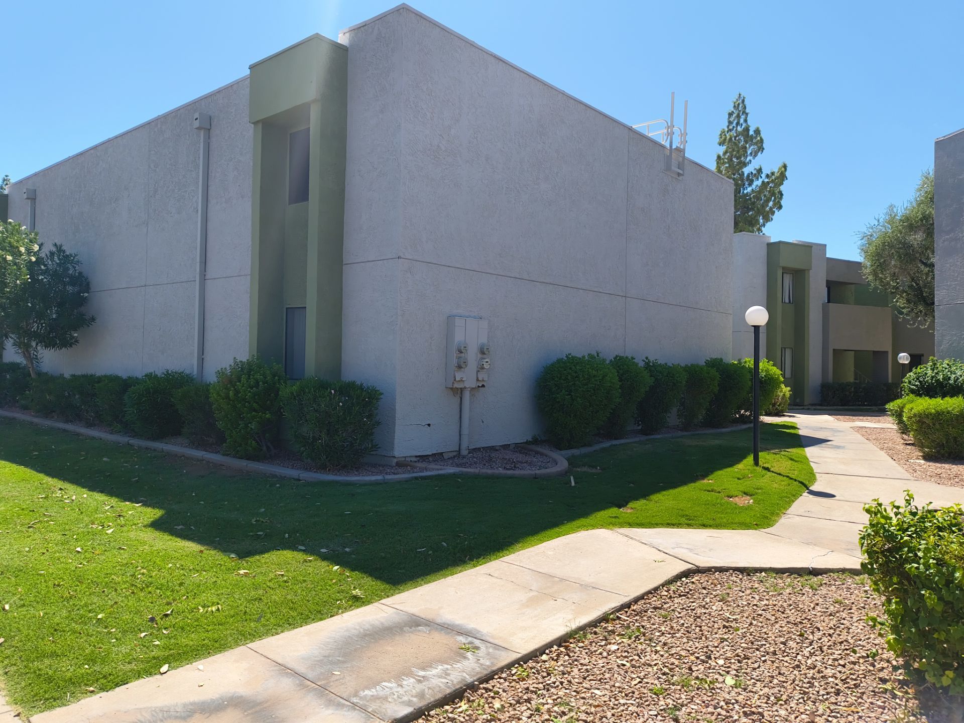 Mesa Apartment Flat Roof Coating and Interior Restoration Services by APM Builders LLC