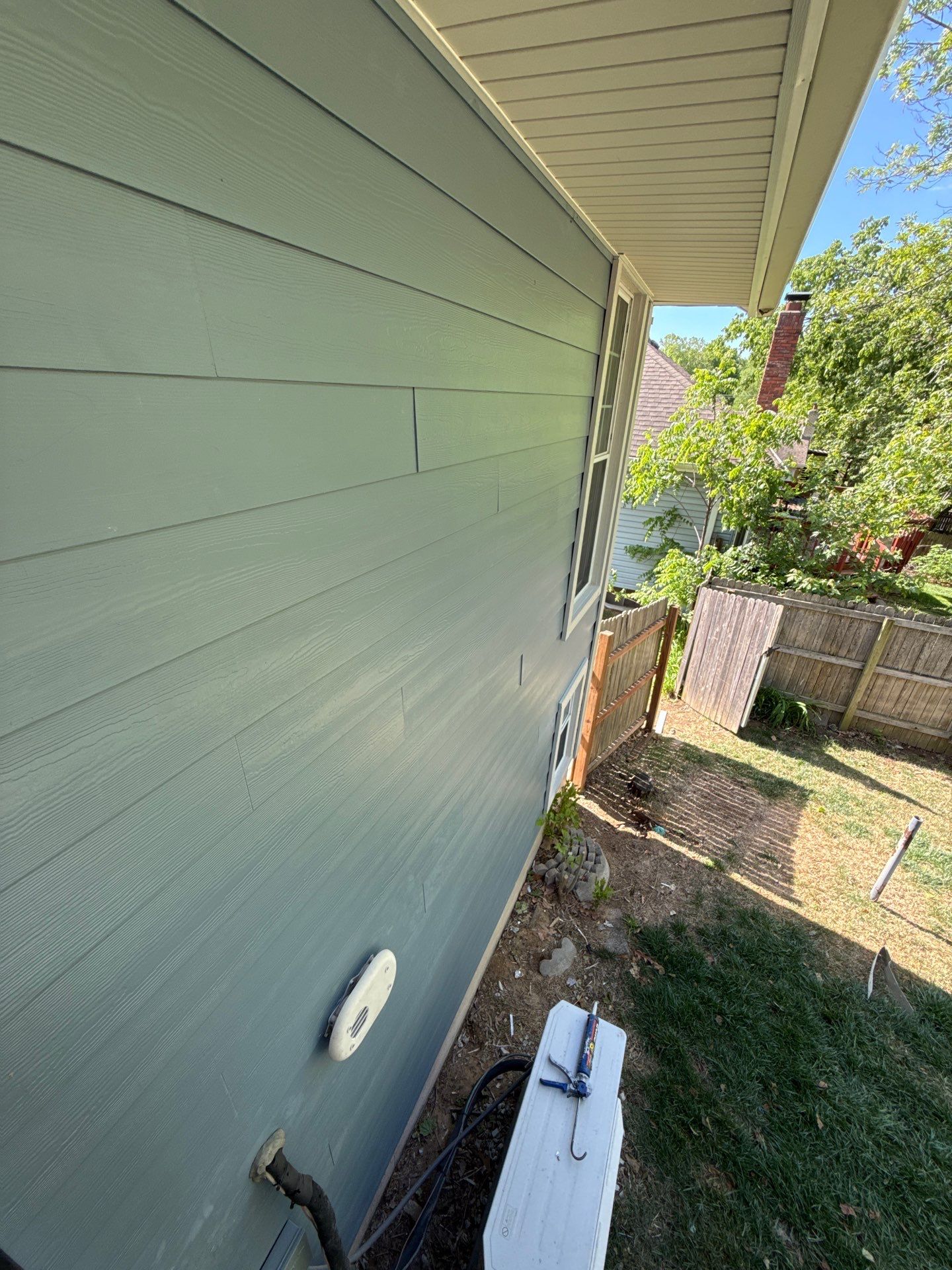 James Hardie in Kansas City Mo  by EEC  Windows, Siding & Roofing 