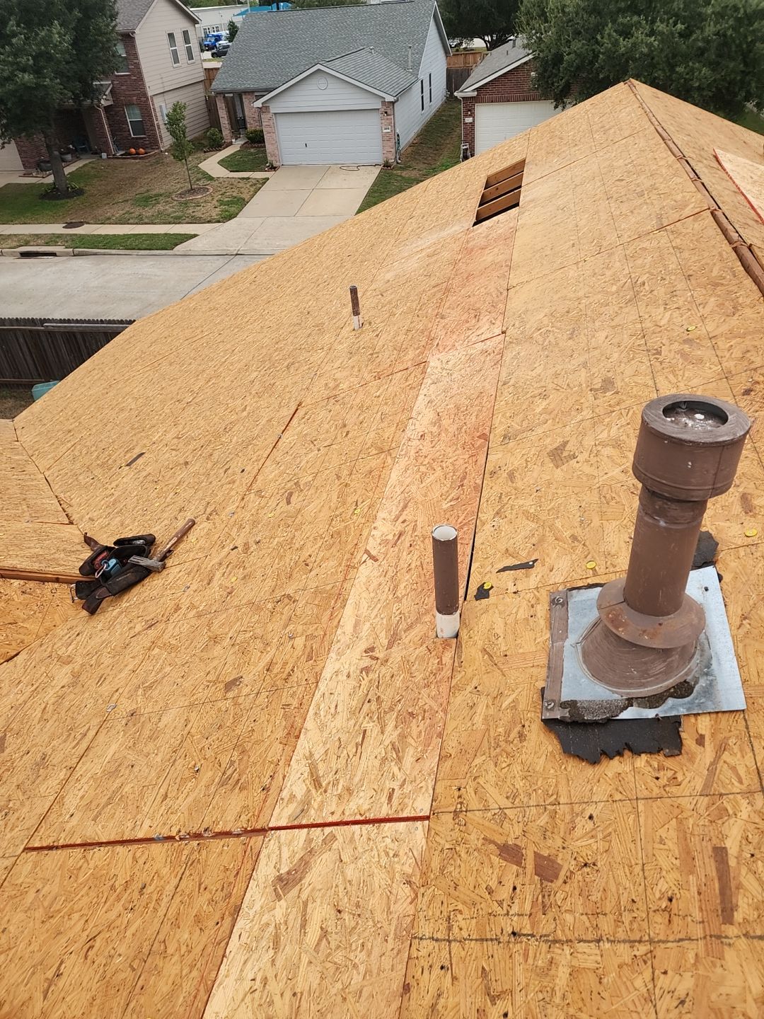 Residential Roofing Installation using Owen's Corning Duration (Lifetime) Shingles by Roof Repair Company