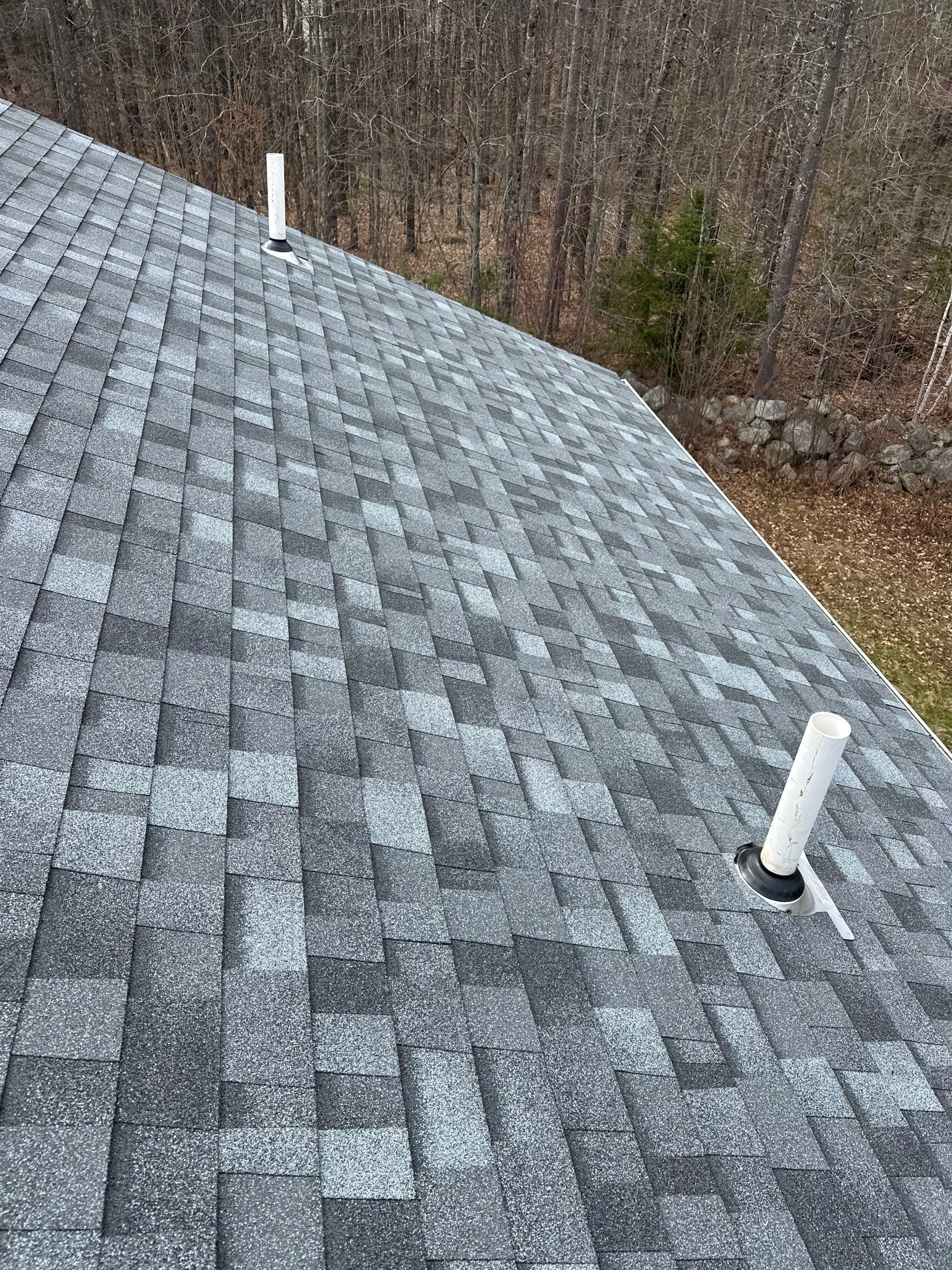 🏡 Multi-Story Roof Installation – Raymond, NH by Tall pine roofing