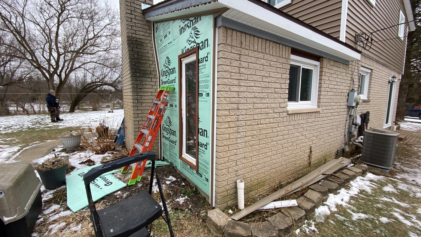 Siding Replacement using CertainTeed Monogram D5 Clapboard by 180 Contractors