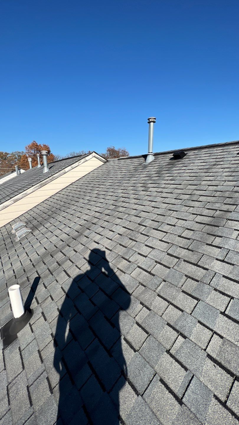 Fairfax: Residential Roof Replacement with CertainTeed Landmark in Charcoal Black by RM Banning, Inc.