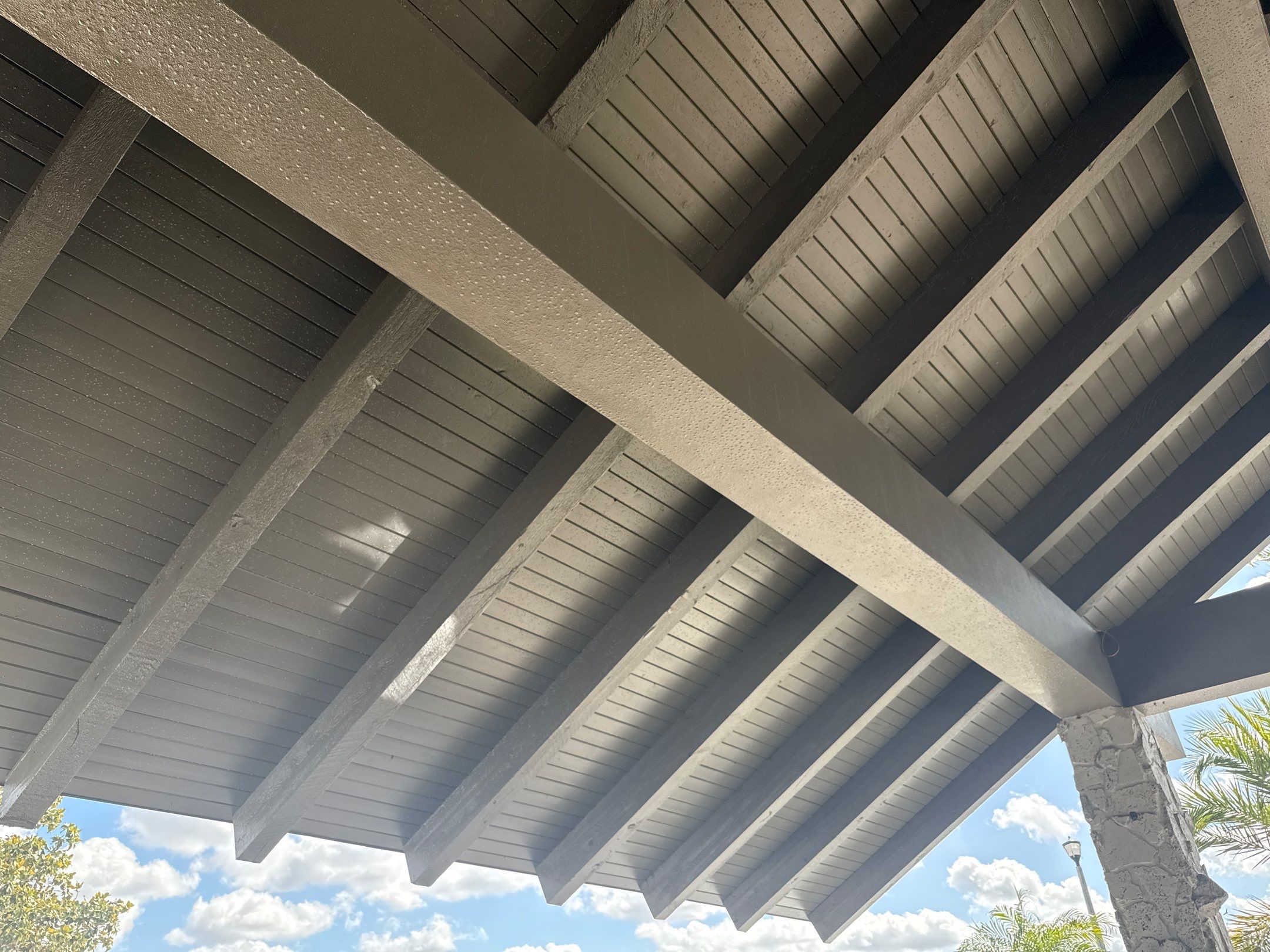 Commercial Entrance Cleaning at The Club at River Wilderness – Parrish, FL by Sunshine AquaWash