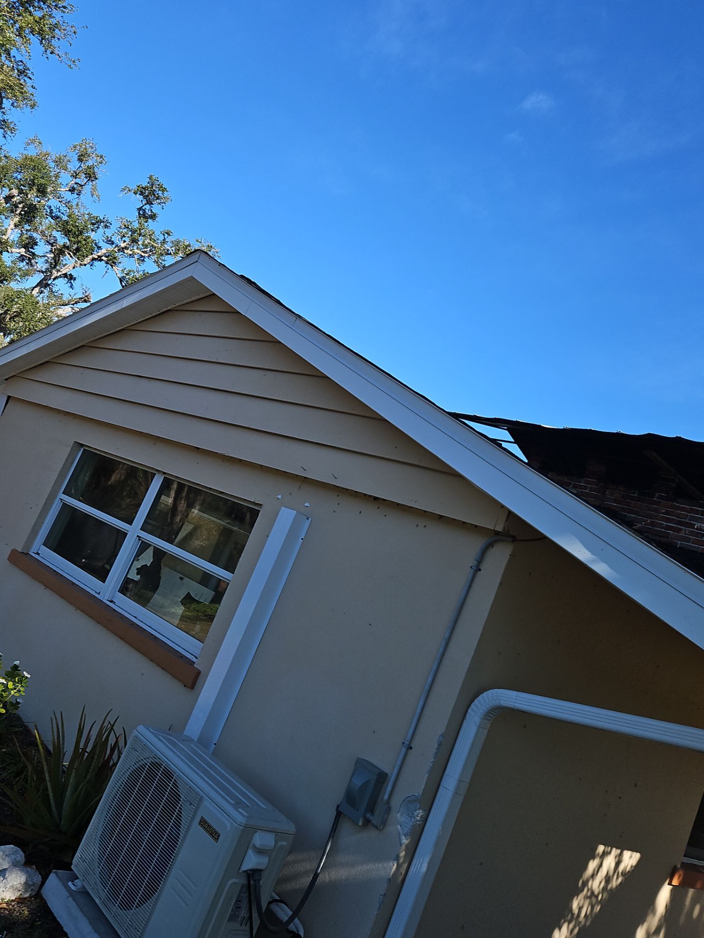 Soffit and Fascia Installation and Smooth Box Gutters and Downspouts in Sarasota FL by Gutter Professors