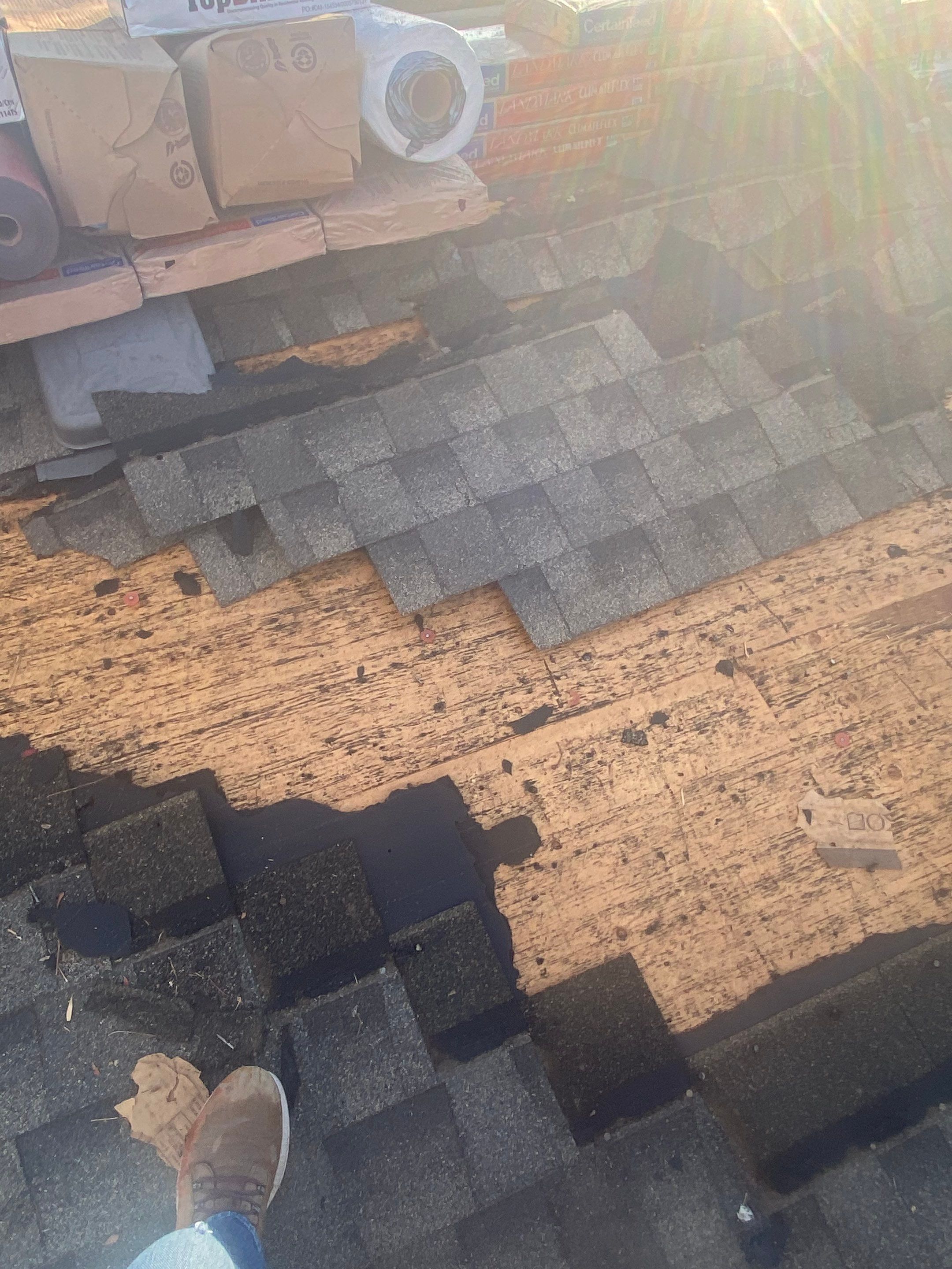 Resdiental Hail Damage Roof Replacement using Certainteed Northgate Class 4 Impact Resistant "Weathered Wood" color by Black Belt Roofing
