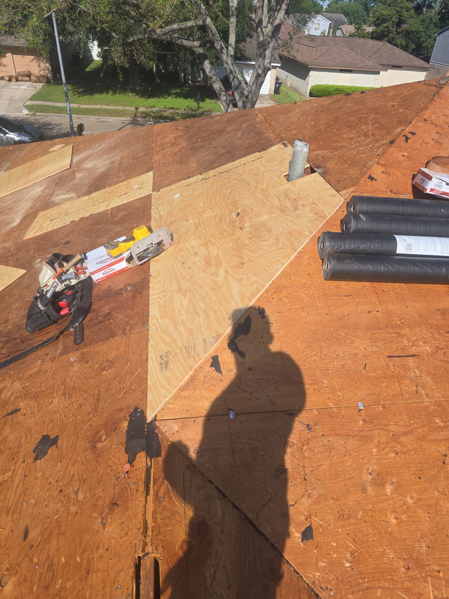 Roof Replacement Houston by Roof Repair Company
