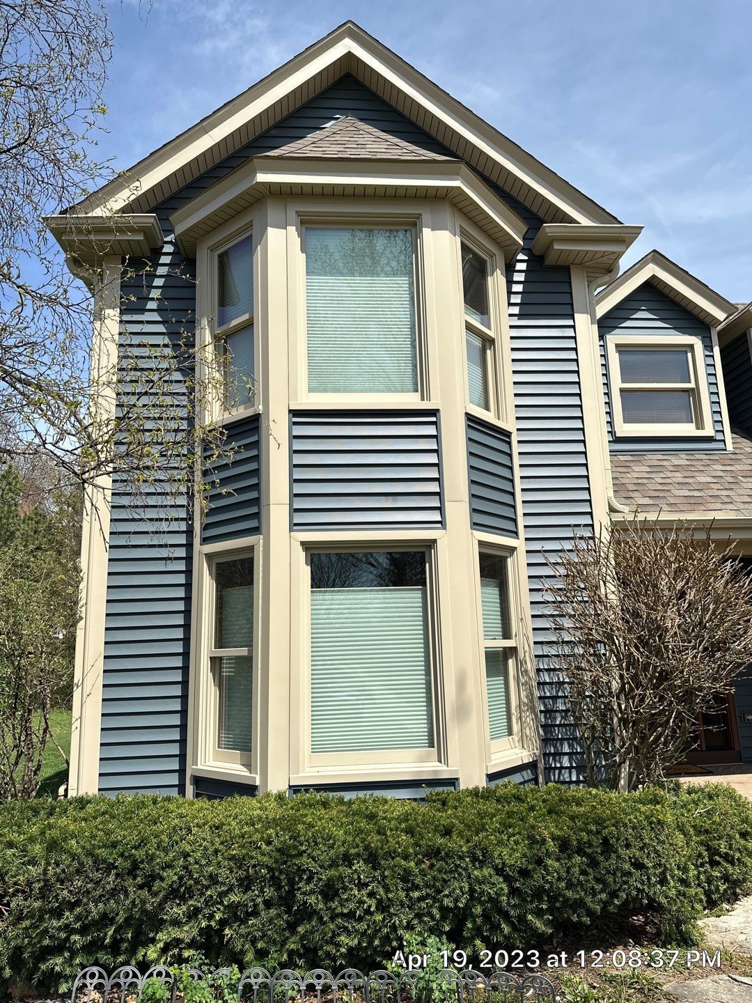 Siding Installation using Alside Charter Oak by Pro Home Services Inc