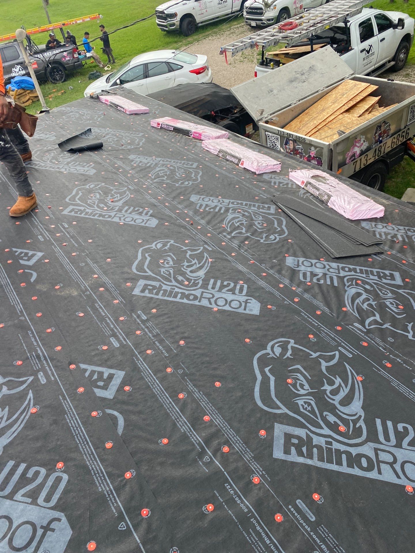 Residential Roofing Installation using Owen's Corning Duration (Lifetime) Shingles by Roof Repair Company