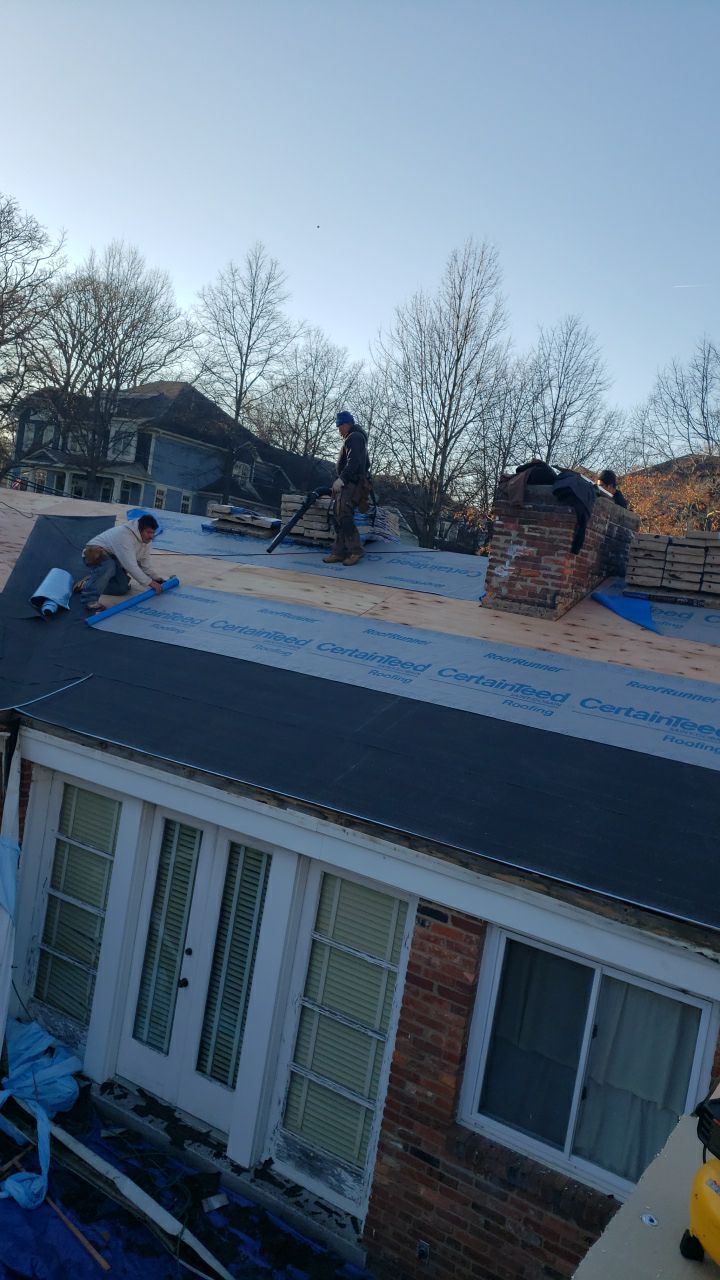 Arlington: CertainTeed Landmark Pro Designer Shingles in Max Def Burnt Sienna by RM Banning, Inc.