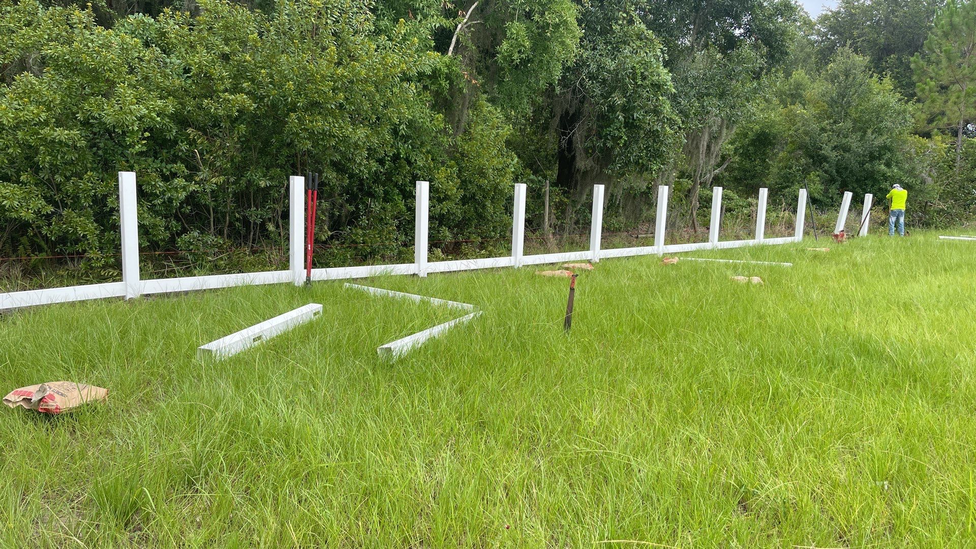 Riverview, FL Vinyl Fence Installation using White Vinyl Privacy Fence by Asap fence and gates, LLC